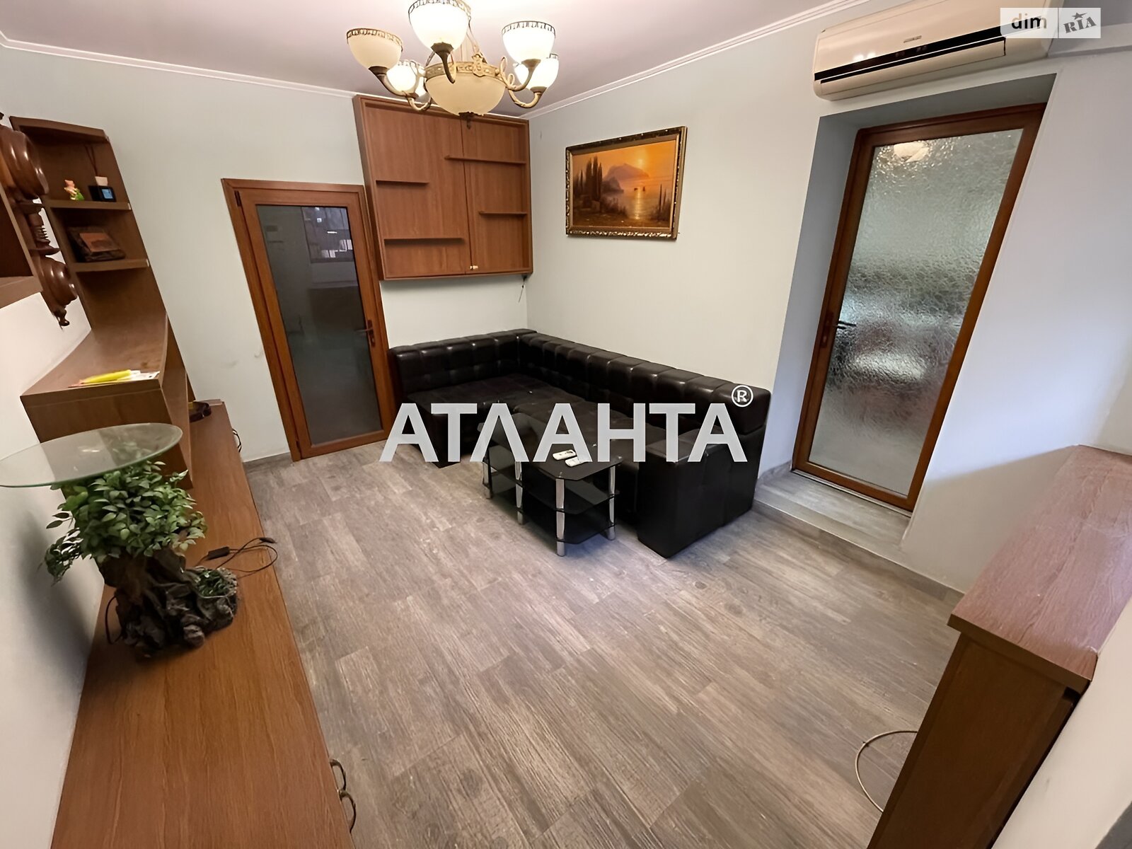 Коммерческое помещение в Одессе, продажа по Асташкина улица, район Приморский, цена: 45 000 долларов за объект фото 2 Коммерческое помещение в Одессе, продажа по Асташкина улица, район Приморский, цена: 45 000 долларов за объект фото 2