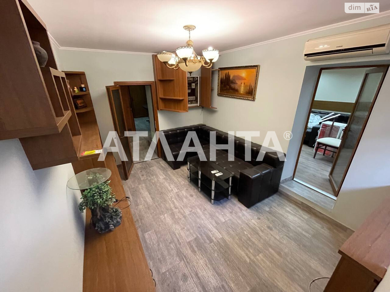 Коммерческое помещение в Одессе, продажа по Асташкина улица, район Приморский, цена: 45 000 долларов за объект фото 2 Коммерческое помещение в Одессе, продажа по Асташкина улица, район Приморский, цена: 45 000 долларов за объект фото 2