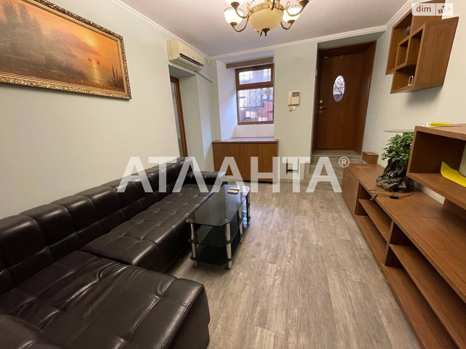 Коммерческое помещение в Одессе, продажа по Асташкина улица, район Приморский, цена: 45 000 долларов за объект фото 2 Коммерческое помещение в Одессе, продажа по Асташкина улица, район Приморский, цена: 45 000 долларов за объект фото 2