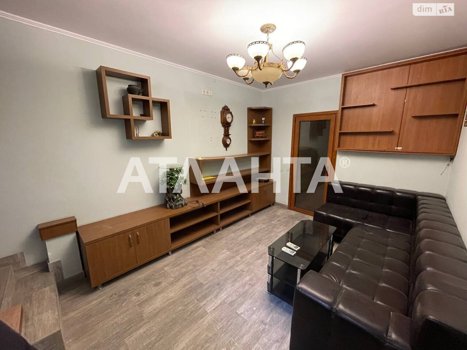 Коммерческое помещение в Одессе, продажа по Асташкина улица, район Приморский, цена: 45 000 долларов за объект фото 2 Коммерческое помещение в Одессе, продажа по Асташкина улица, район Приморский, цена: 45 000 долларов за объект фото 2