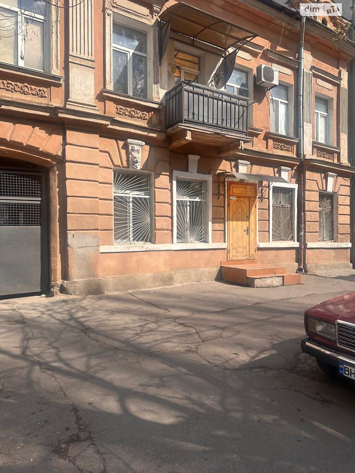 Комерційне приміщення в Одесі, продаж по Базарна вулиця, район Приморський, ціна: 27 900 доларів за об’єкт фото 1 Комерційне приміщення в Одесі, продаж по Базарна вулиця, район Приморський, ціна: 27 900 доларів за об’єкт фото 1