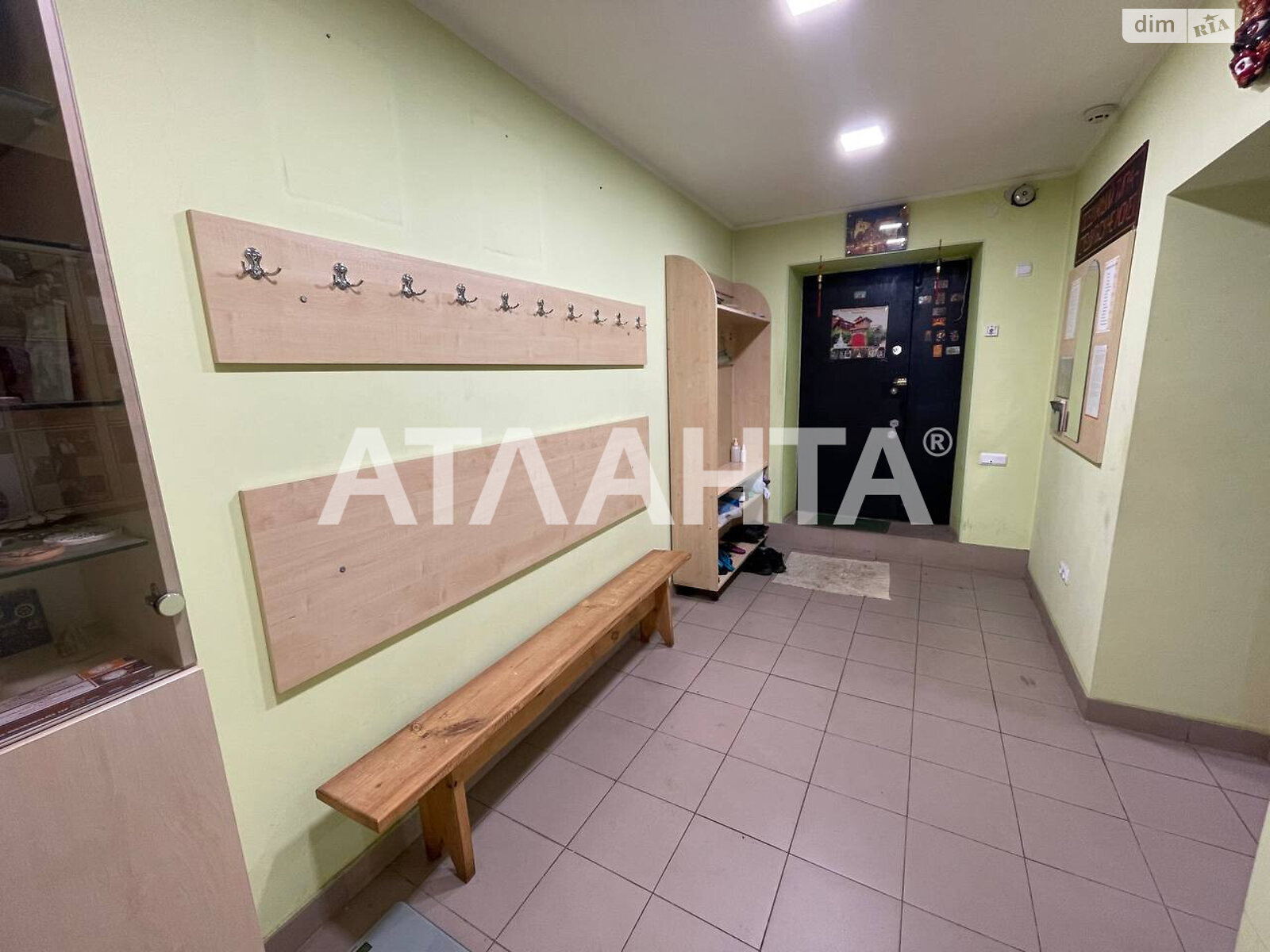 Коммерческое помещение в Одессе, продажа по Базарная улица, район Приморский, цена: 46 000 долларов за объект фото 1 Коммерческое помещение в Одессе, продажа по Базарная улица, район Приморский, цена: 46 000 долларов за объект фото 1