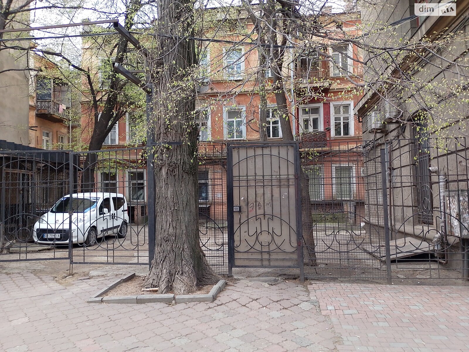 Комерційне приміщення в Одесі, продаж по Базарна вулиця, район Приморський, ціна: 42 000 доларів за об’єкт фото 1 Комерційне приміщення в Одесі, продаж по Базарна вулиця, район Приморський, ціна: 42 000 доларів за об’єкт фото 1