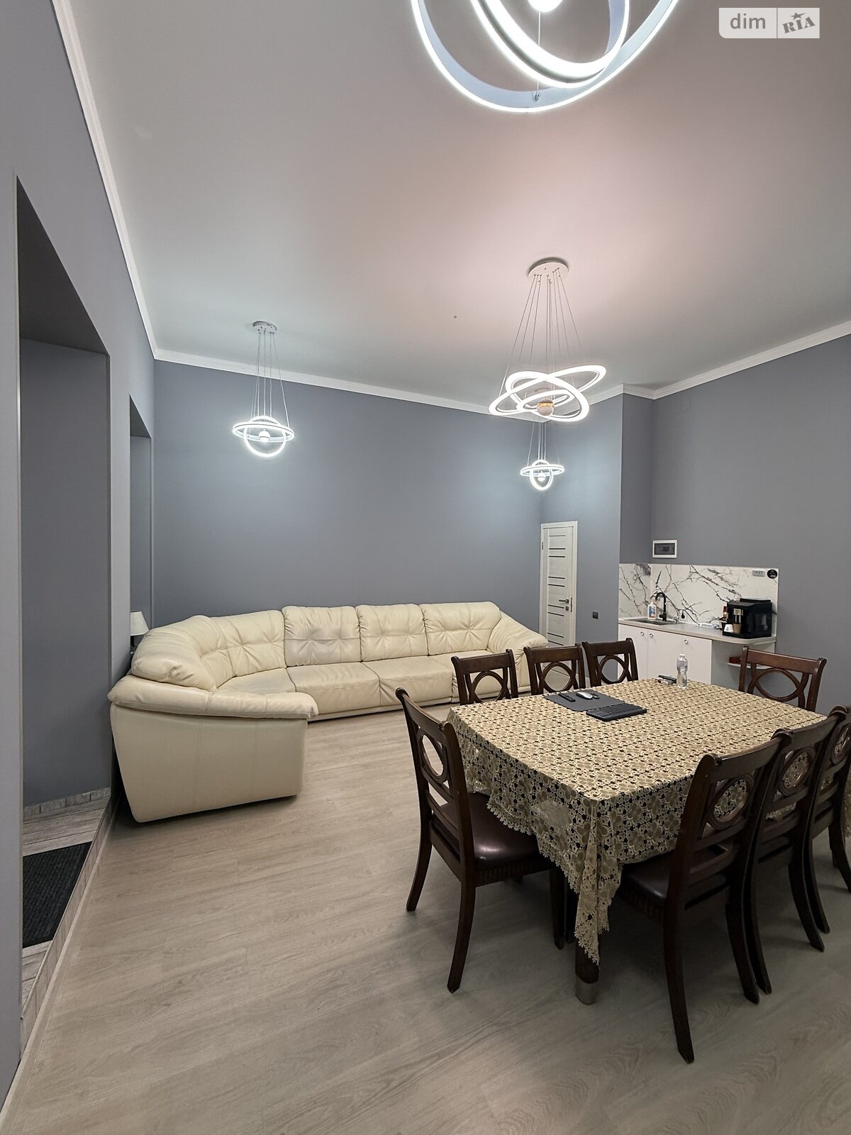 Комерційне приміщення в Одесі, продаж по Бориса Літвака вулиця 10, район Приморський, ціна: 149 300 доларів за об’єкт фото 1 Комерційне приміщення в Одесі, продаж по Бориса Літвака вулиця 10, район Приморський, ціна: 149 300 доларів за об’єкт фото 1