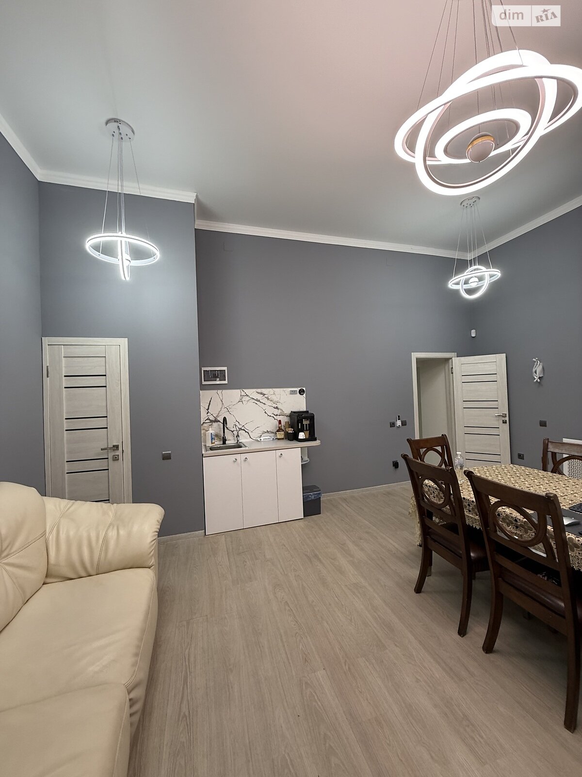 Комерційне приміщення в Одесі, продаж по Бориса Літвака вулиця 10, район Приморський, ціна: 149 300 доларів за об’єкт фото 1 Комерційне приміщення в Одесі, продаж по Бориса Літвака вулиця 10, район Приморський, ціна: 149 300 доларів за об’єкт фото 1