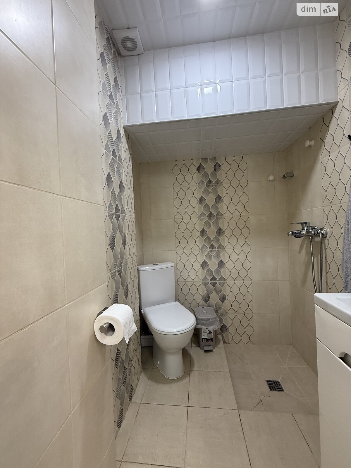 Комерційне приміщення в Одесі, продаж по Бориса Літвака вулиця 10, район Приморський, ціна: 149 300 доларів за об’єкт фото 1 Комерційне приміщення в Одесі, продаж по Бориса Літвака вулиця 10, район Приморський, ціна: 149 300 доларів за об’єкт фото 1