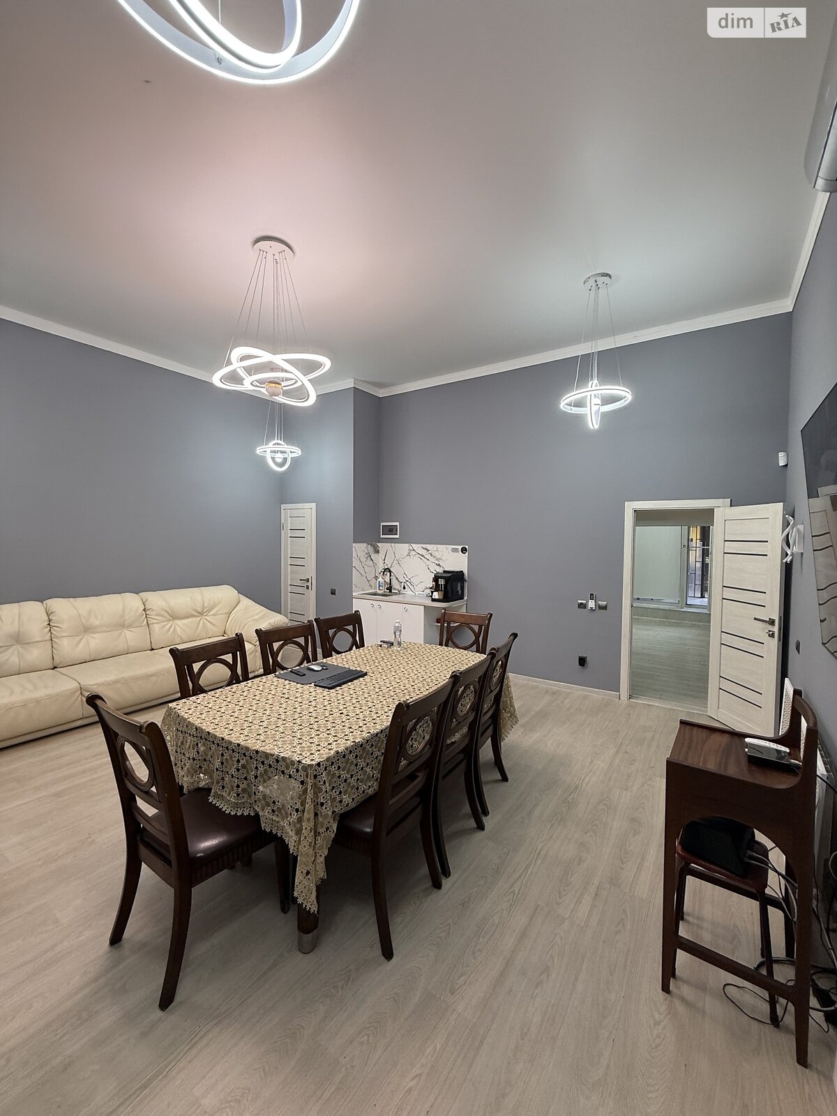 Комерційне приміщення в Одесі, продаж по Бориса Літвака вулиця 10, район Приморський, ціна: 149 300 доларів за об’єкт фото 1 Комерційне приміщення в Одесі, продаж по Бориса Літвака вулиця 10, район Приморський, ціна: 149 300 доларів за об’єкт фото 1