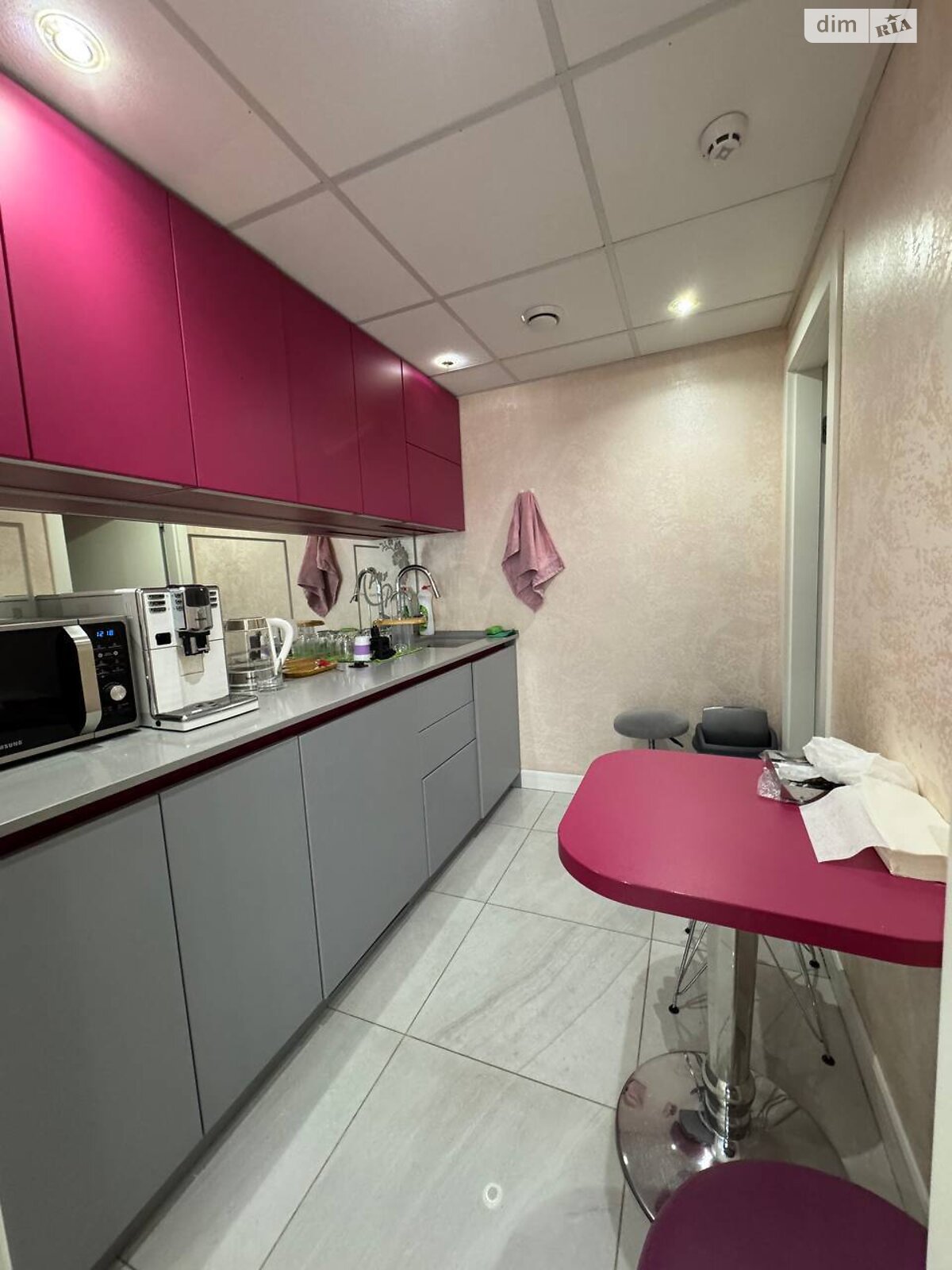 Комерційне приміщення в Одесі, продаж по Французький бульвар, район Приморський, ціна: 149 999 доларів за об’єкт фото 1