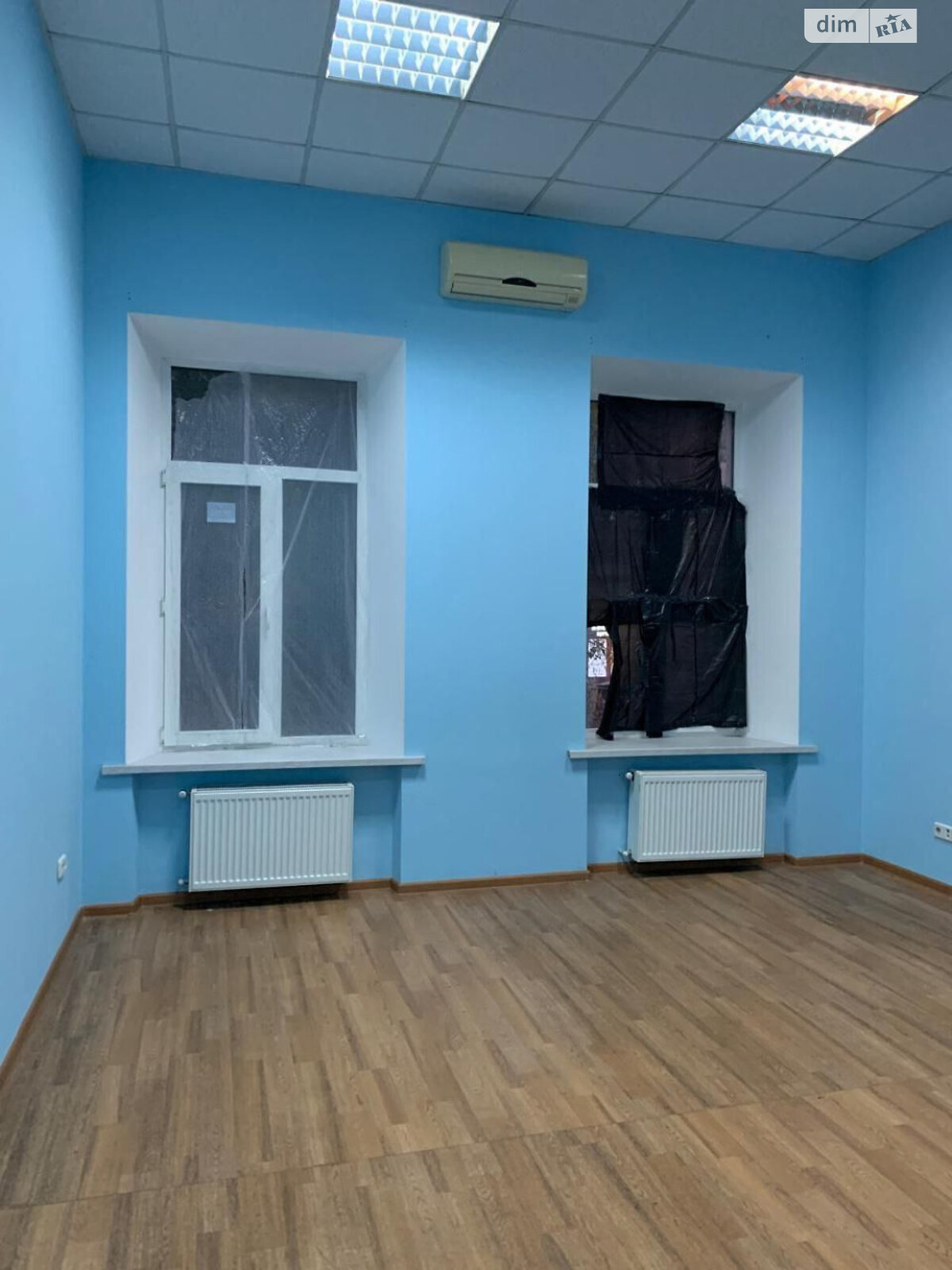 Комерційне приміщення в Одесі, продаж по Жуковського вулиця, район Приморський, ціна: 175 000 доларів за об’єкт фото 1 Комерційне приміщення в Одесі, продаж по Жуковського вулиця, район Приморський, ціна: 175 000 доларів за об’єкт фото 1