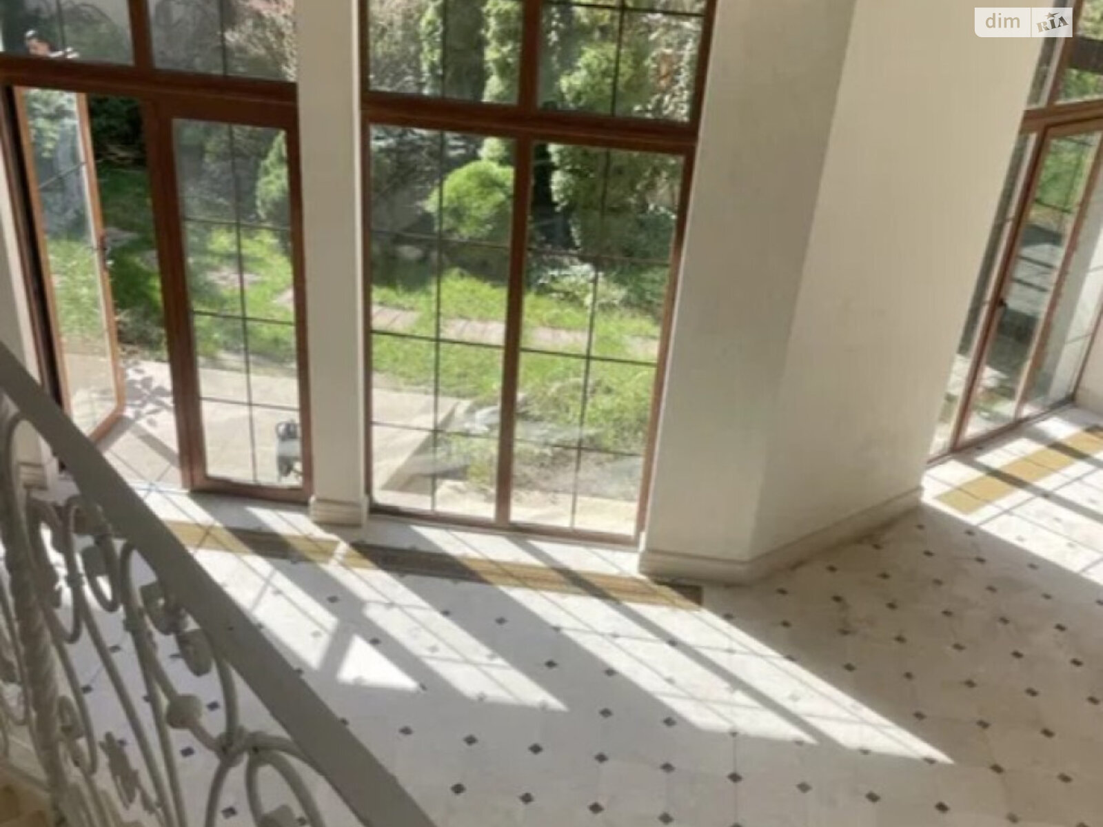 Комерційне приміщення в Одесі, продаж по Каманіна вулиця, район Приморський, ціна: 600 000 доларів за об’єкт фото 1 Комерційне приміщення в Одесі, продаж по Каманіна вулиця, район Приморський, ціна: 600 000 доларів за об’єкт фото 1