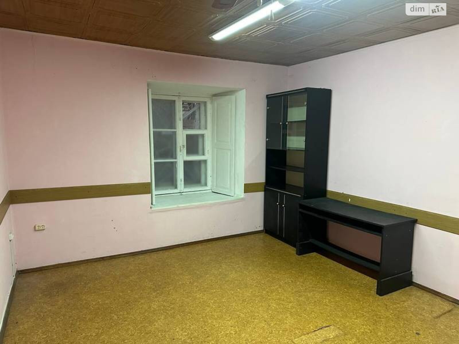 Коммерческое помещение в Одессе, продажа по Канатная улица, район Приморский, цена: 18 000 долларов за объект фото 1 Коммерческое помещение в Одессе, продажа по Канатная улица, район Приморский, цена: 18 000 долларов за объект фото 1