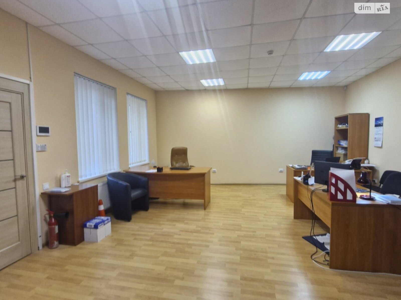 Коммерческое помещение в Одессе, продажа по Мечникова улица, район Приморский, цена: 250 000 долларов за объект фото 1 Коммерческое помещение в Одессе, продажа по Мечникова улица, район Приморский, цена: 250 000 долларов за объект фото 1