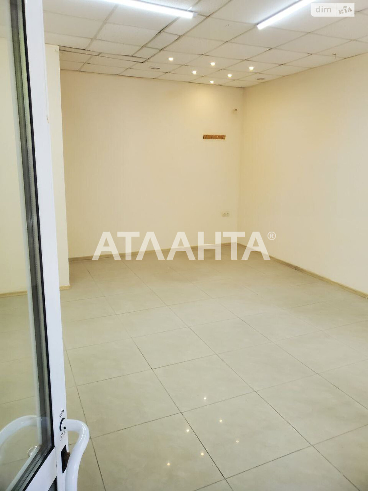 Коммерческое помещение в Одессе, продажа по Садовая улица, район Приморский, цена: 240 000 долларов за объект фото 1 Коммерческое помещение в Одессе, продажа по Садовая улица, район Приморский, цена: 240 000 долларов за объект фото 1