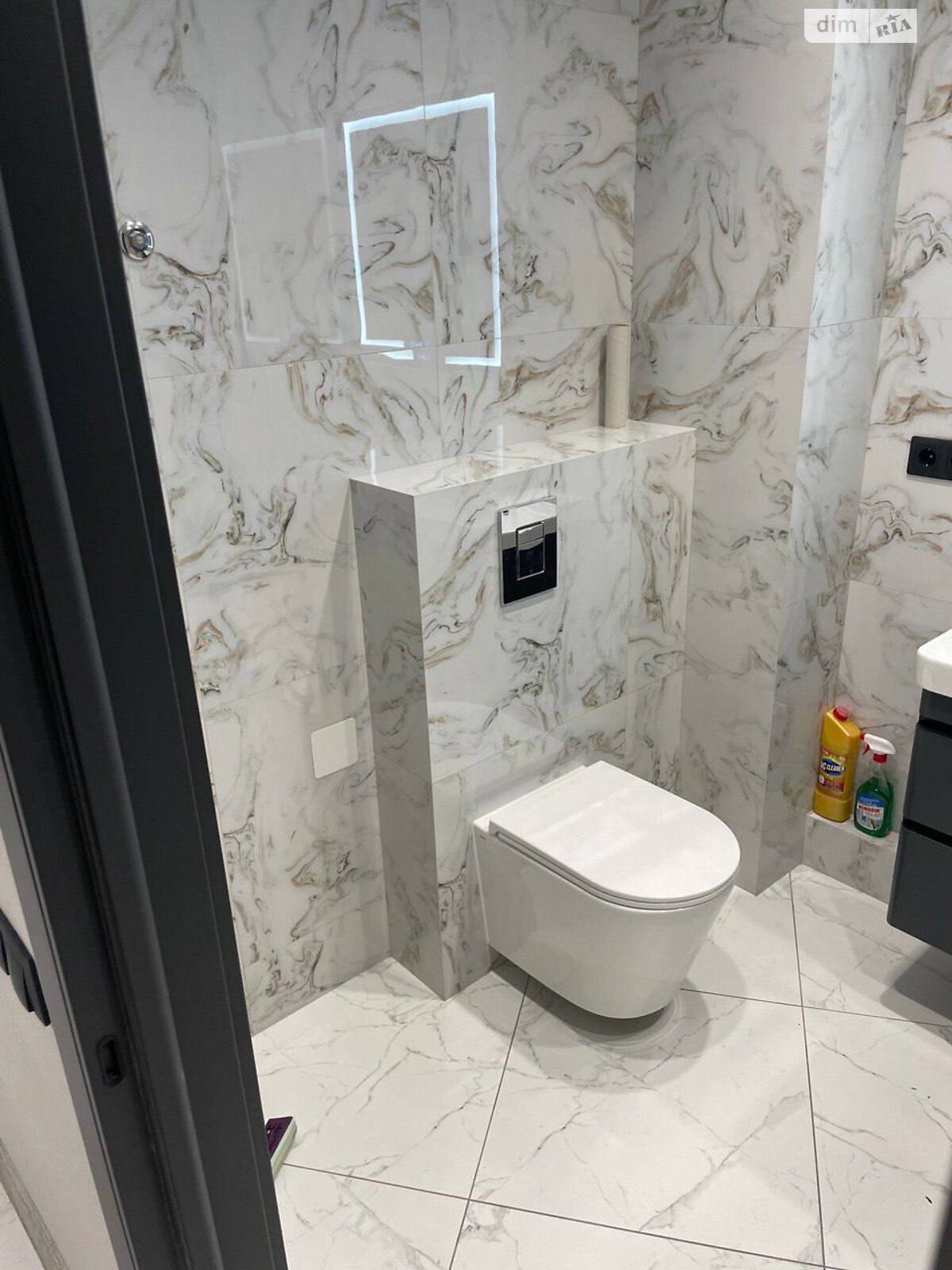 Коммерческое помещение в Одессе, продажа по Валерия Самофалова (Каманина) улица 16А/3, район Приморский, цена: 80 000 долларов за объект фото 1 Коммерческое помещение в Одессе, продажа по Валерия Самофалова (Каманина) улица 16А/3, район Приморский, цена: 80 000 долларов за объект фото 1