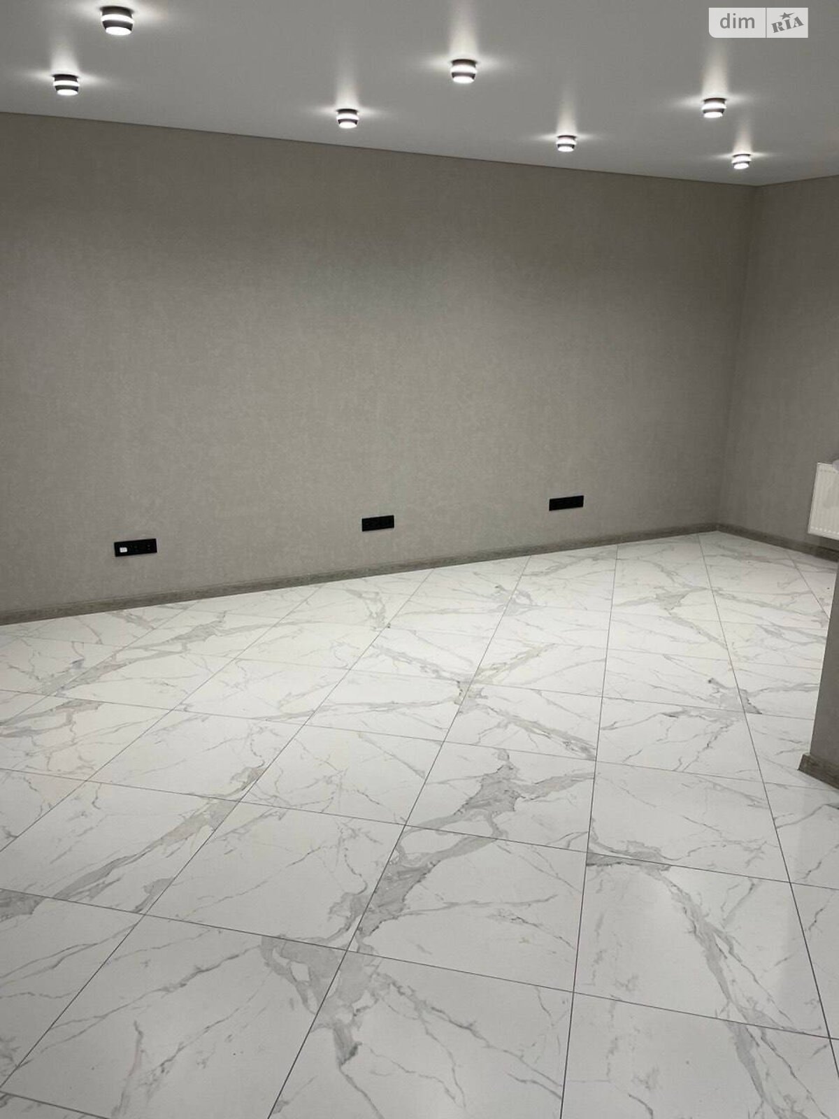 Коммерческое помещение в Одессе, продажа по Валерия Самофалова (Каманина) улица 16А/3, район Приморский, цена: 80 000 долларов за объект фото 1 Коммерческое помещение в Одессе, продажа по Валерия Самофалова (Каманина) улица 16А/3, район Приморский, цена: 80 000 долларов за объект фото 1