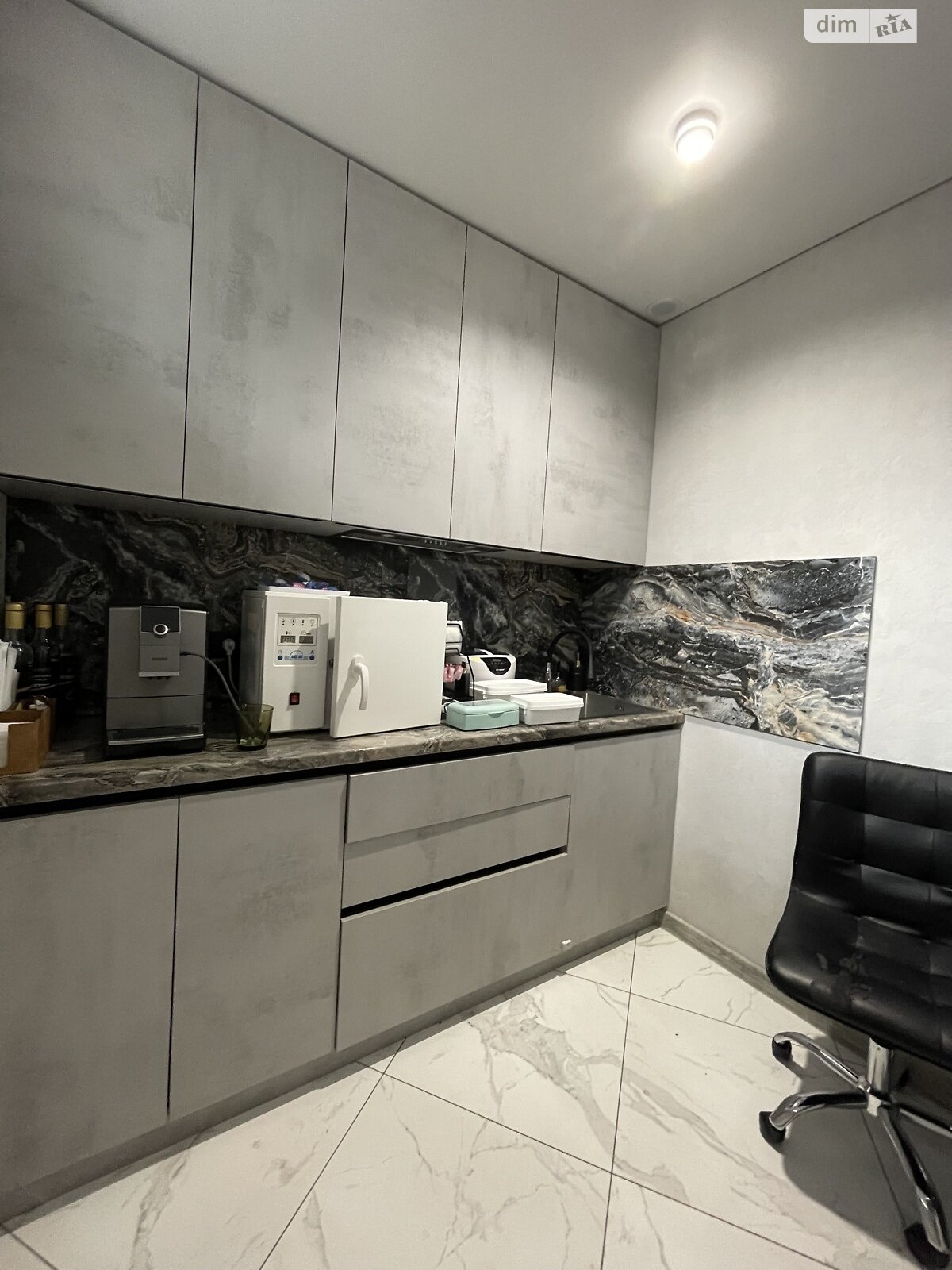 Коммерческое помещение в Одессе, продажа по Валерия Самофалова (Каманина) улица 16А/3, район Приморский, цена: 80 000 долларов за объект фото 1 Коммерческое помещение в Одессе, продажа по Валерия Самофалова (Каманина) улица 16А/3, район Приморский, цена: 80 000 долларов за объект фото 1