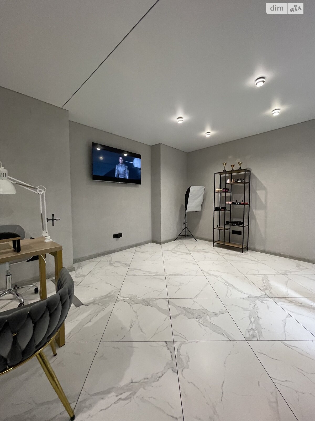 Коммерческое помещение в Одессе, продажа по Валерия Самофалова (Каманина) улица 16А/3, район Приморский, цена: 80 000 долларов за объект фото 1 Коммерческое помещение в Одессе, продажа по Валерия Самофалова (Каманина) улица 16А/3, район Приморский, цена: 80 000 долларов за объект фото 1