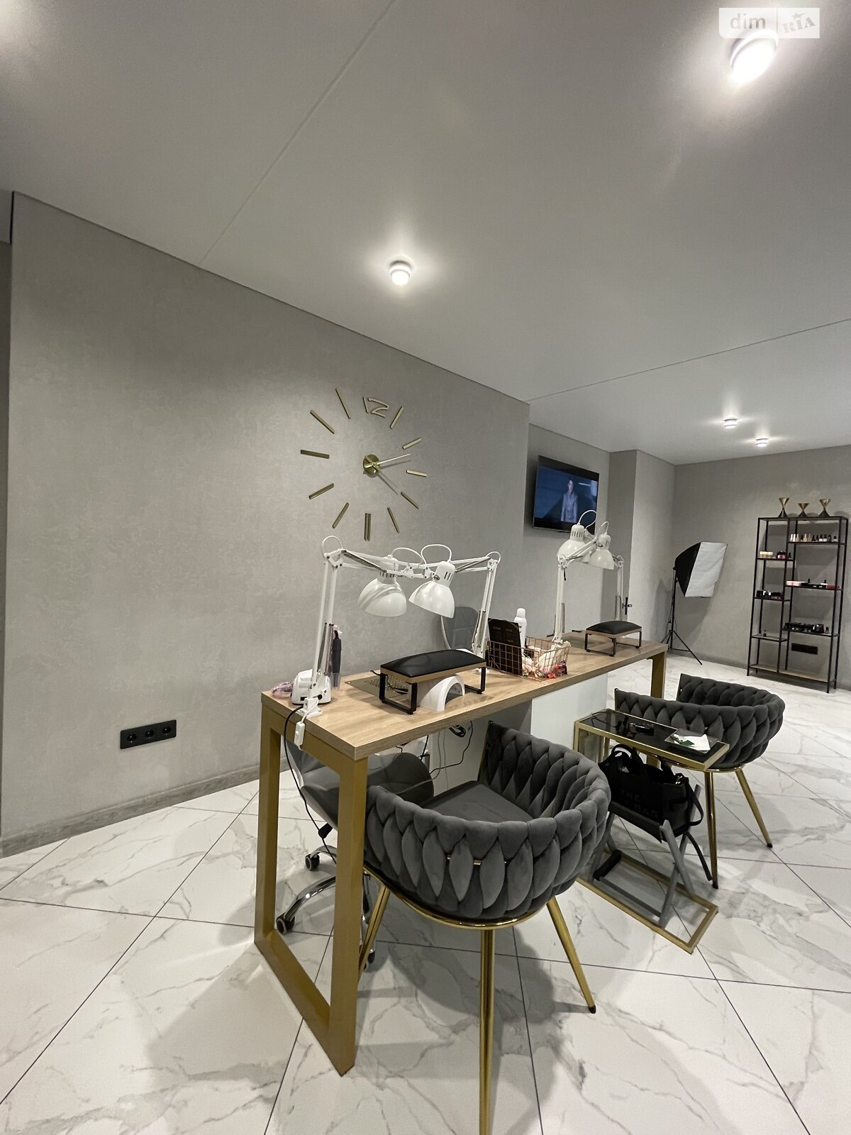 Коммерческое помещение в Одессе, продажа по Валерия Самофалова (Каманина) улица 16А/3, район Приморский, цена: 80 000 долларов за объект фото 1 Коммерческое помещение в Одессе, продажа по Валерия Самофалова (Каманина) улица 16А/3, район Приморский, цена: 80 000 долларов за объект фото 1