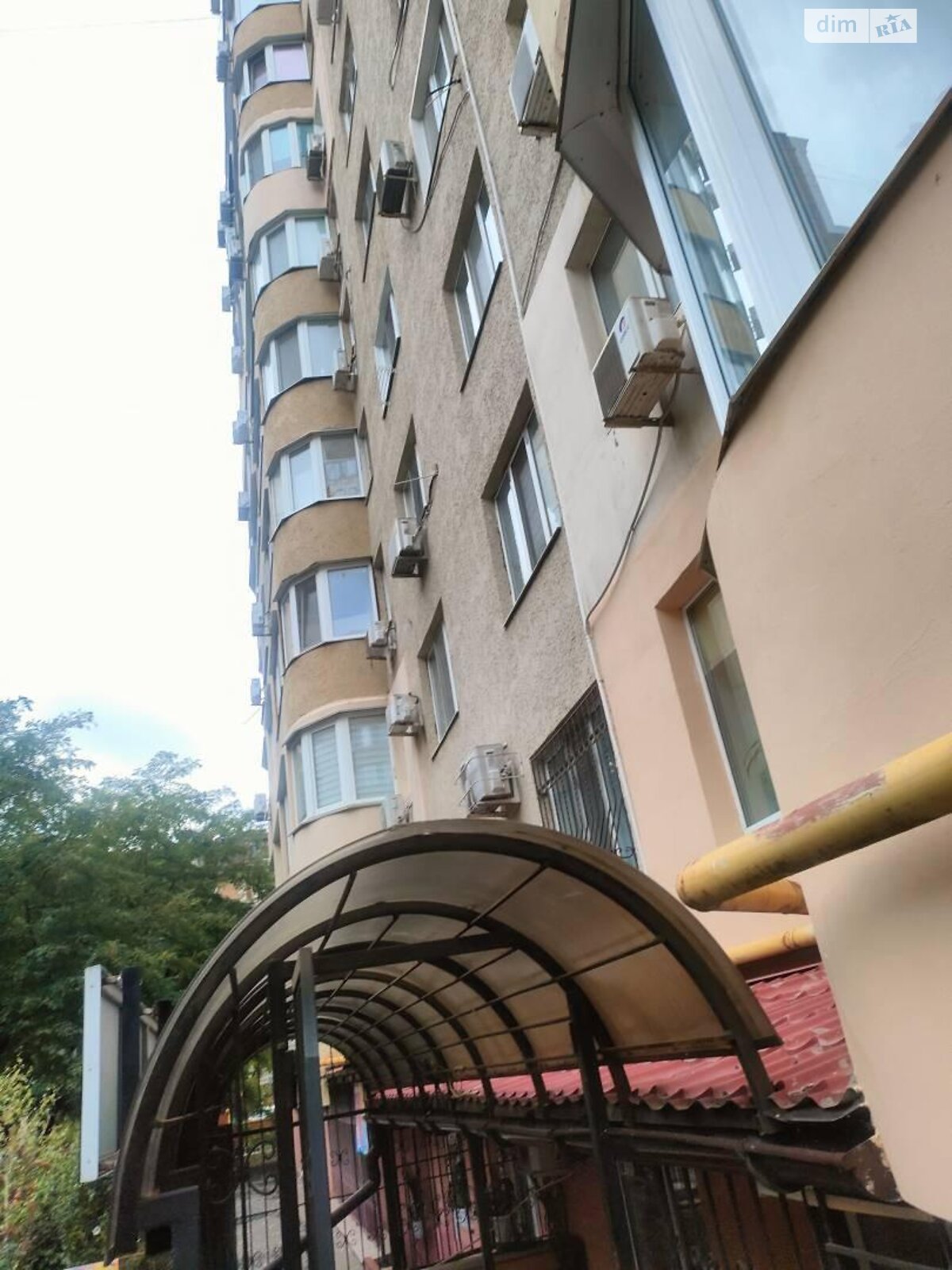 Коммерческое помещение в Одессе, продажа по Зоопарковая улица, район Приморский, цена: 118 000 долларов за объект фото 1 Коммерческое помещение в Одессе, продажа по Зоопарковая улица, район Приморский, цена: 118 000 долларов за объект фото 1