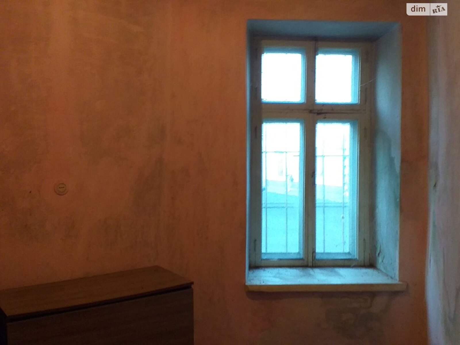 Коммерческое помещение в Одессе, продажа по вул Праведників Світу 11, район Слободка, цена: 36 000 долларов за объект фото 1 Коммерческое помещение в Одессе, продажа по вул Праведників Світу 11, район Слободка, цена: 36 000 долларов за объект фото 1