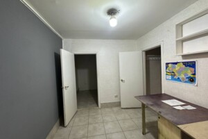 Коммерческое помещение в Одессе, продажа по Палубная улица, район Судостроитель, цена: 37 000 долларов за объект фото 2 Коммерческое помещение в Одессе, продажа по Палубная улица, район Судостроитель, цена: 37 000 долларов за объект фото 2