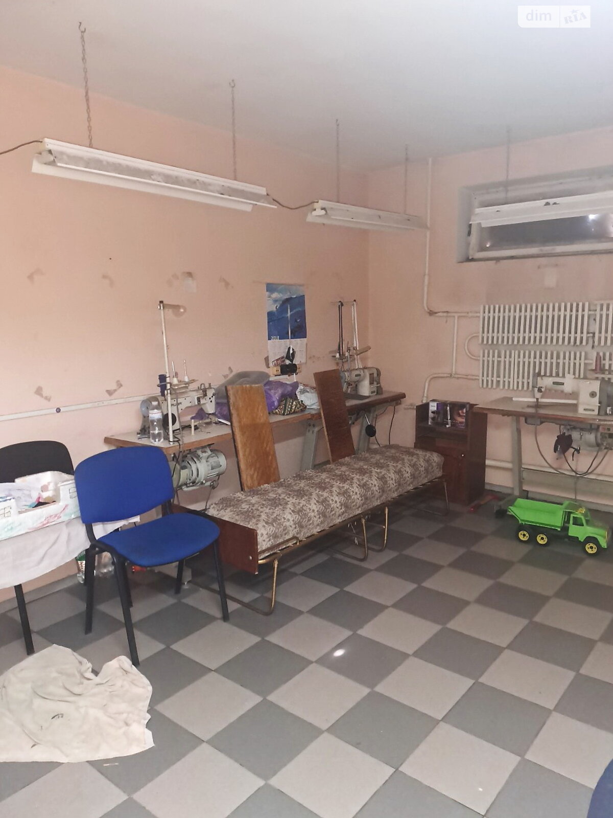 Коммерческое помещение в Одессе, продажа по Князя Ярослава Мудрого проспект 13, район Таирова, цена: 40 000 долларов за объект фото 1 Коммерческое помещение в Одессе, продажа по Князя Ярослава Мудрого проспект 13, район Таирова, цена: 40 000 долларов за объект фото 1