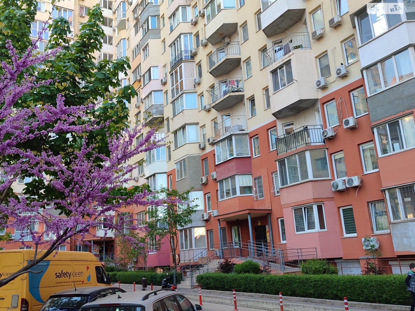 Коммерческое помещение в Одессе, продажа по Радужный массив, район Таирова, цена: 33 000 долларов за объект фото 1 Коммерческое помещение в Одессе, продажа по Радужный массив, район Таирова, цена: 33 000 долларов за объект фото 1