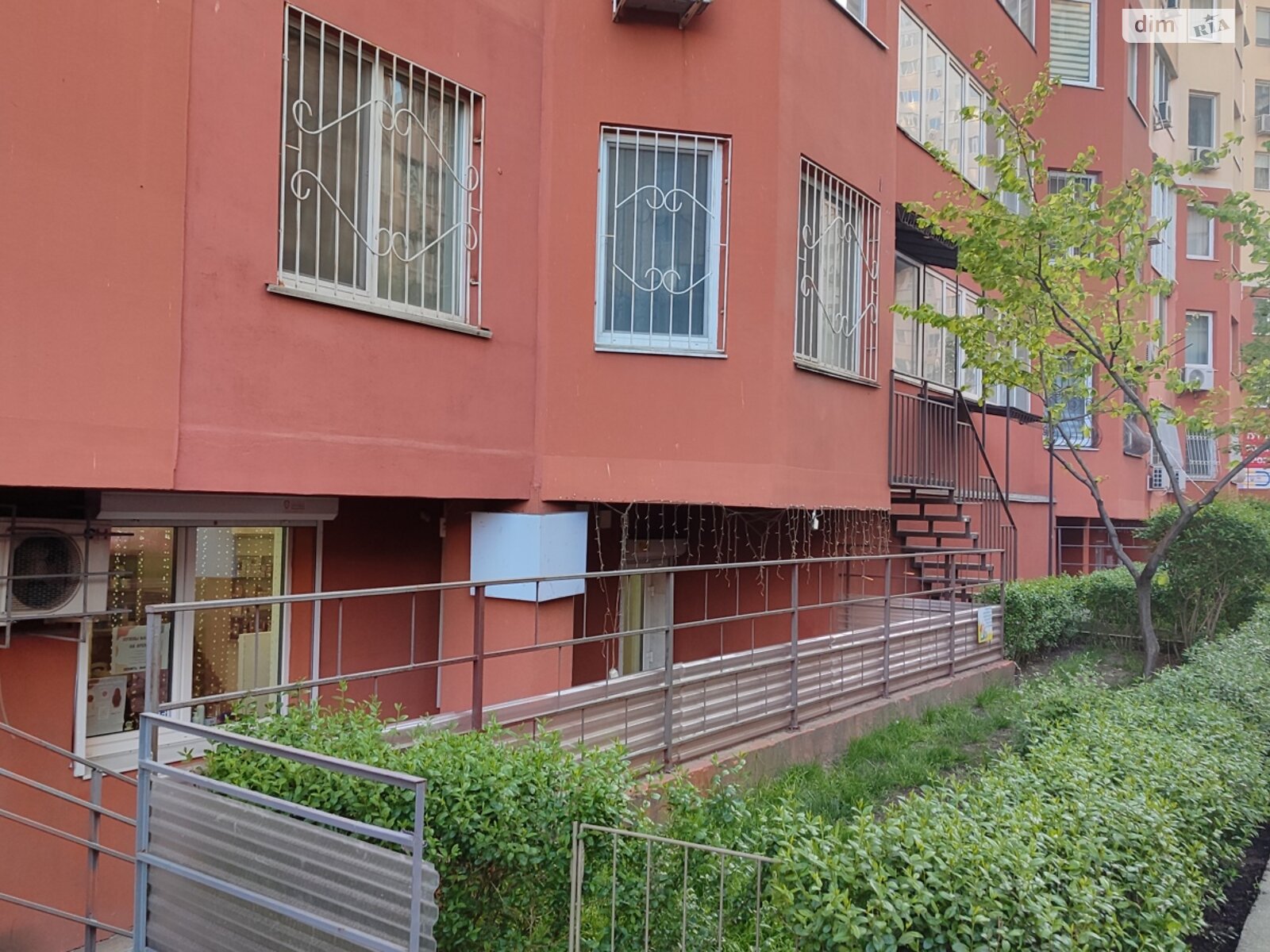 Коммерческое помещение в Одессе, продажа по Радужный массив, район Таирова, цена: 33 000 долларов за объект фото 1 Коммерческое помещение в Одессе, продажа по Радужный массив, район Таирова, цена: 33 000 долларов за объект фото 1