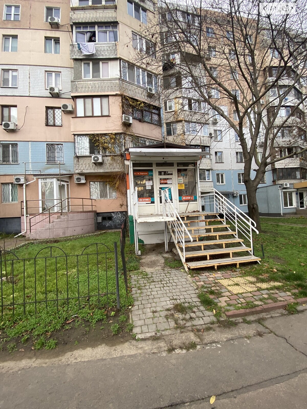 Коммерческое помещение в Одессе, продажа по Академика Королева улица 114, район Южный, цена: 100 000 долларов за объект фото 1