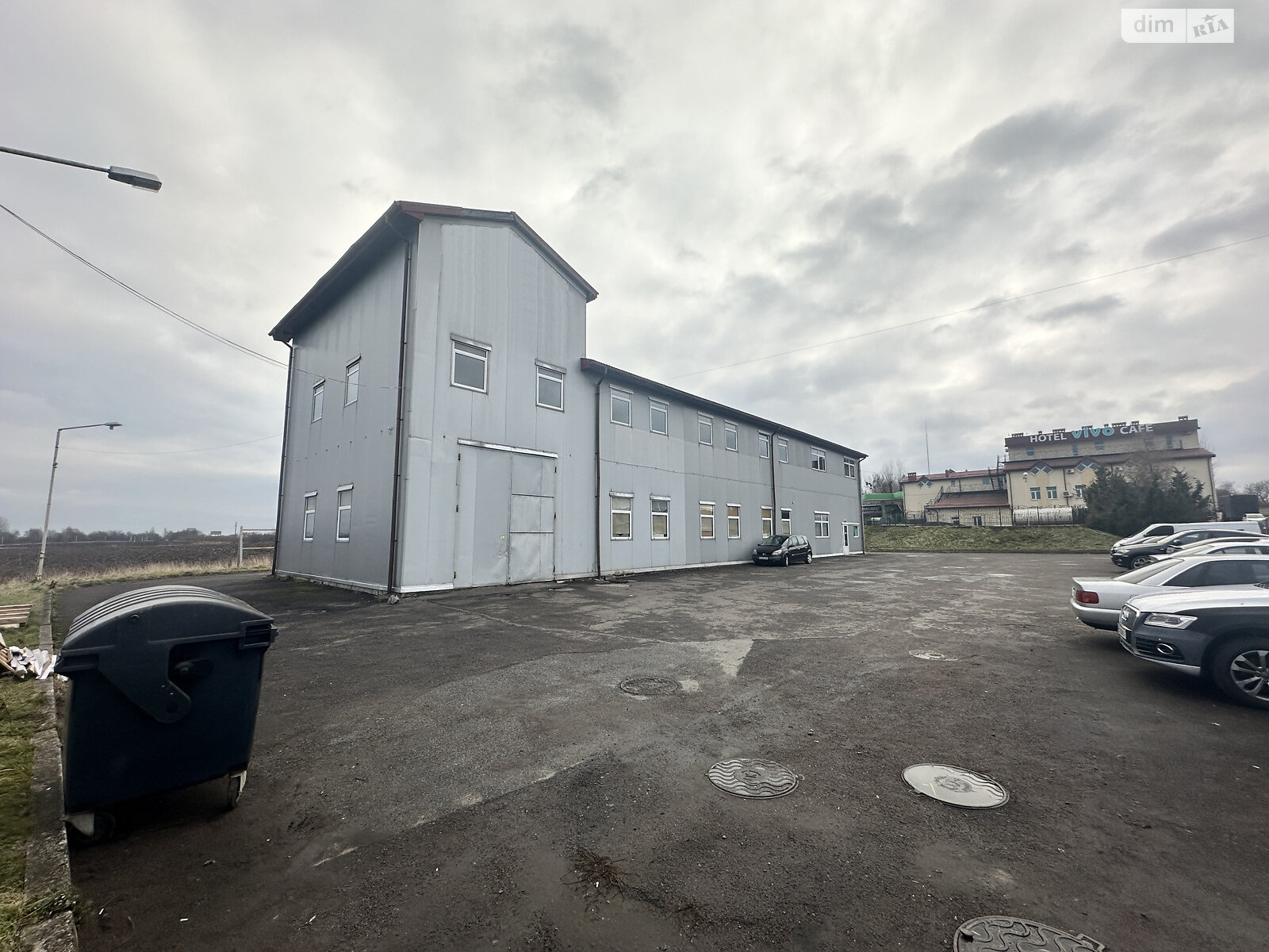 Коммерческое помещение в Подберезцах, Галицкая улица, цена: продажи 390 000 долларов за объект фото 1 Коммерческое помещение в Подберезцах, Галицкая улица, цена продажи: 390 000 долларов за объект фото 1
