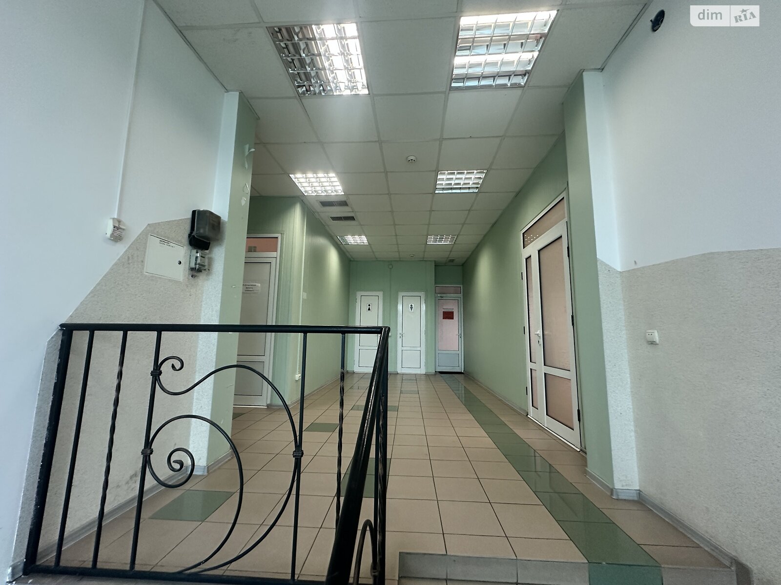 Коммерческое помещение в Подберезцах, Галицкая улица, цена: продажи 390 000 долларов за объект фото 1 Коммерческое помещение в Подберезцах, Галицкая улица, цена продажи: 390 000 долларов за объект фото 1