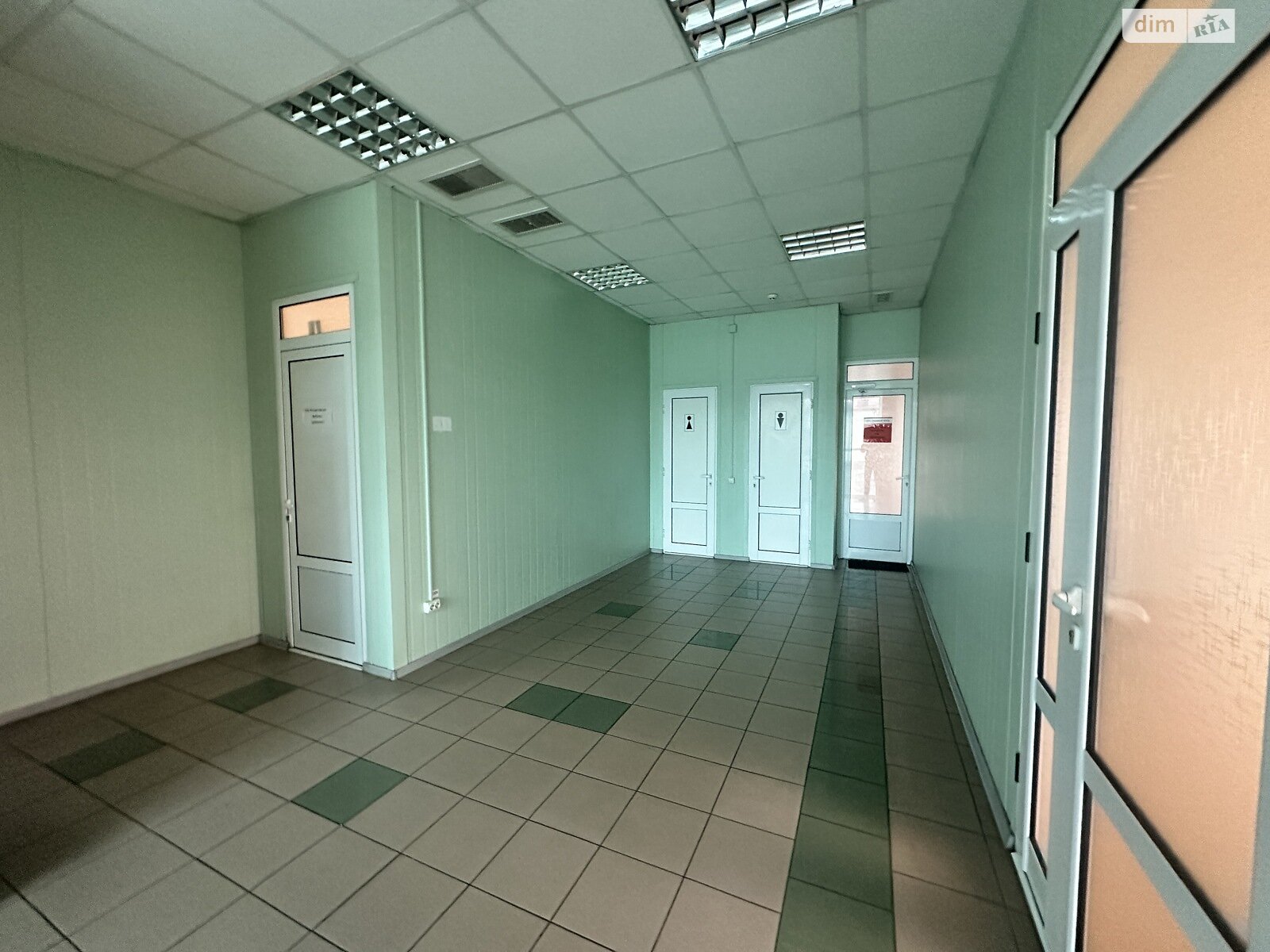 Коммерческое помещение в Подберезцах, Галицкая улица, цена: продажи 390 000 долларов за объект фото 1 Коммерческое помещение в Подберезцах, Галицкая улица, цена продажи: 390 000 долларов за объект фото 1
