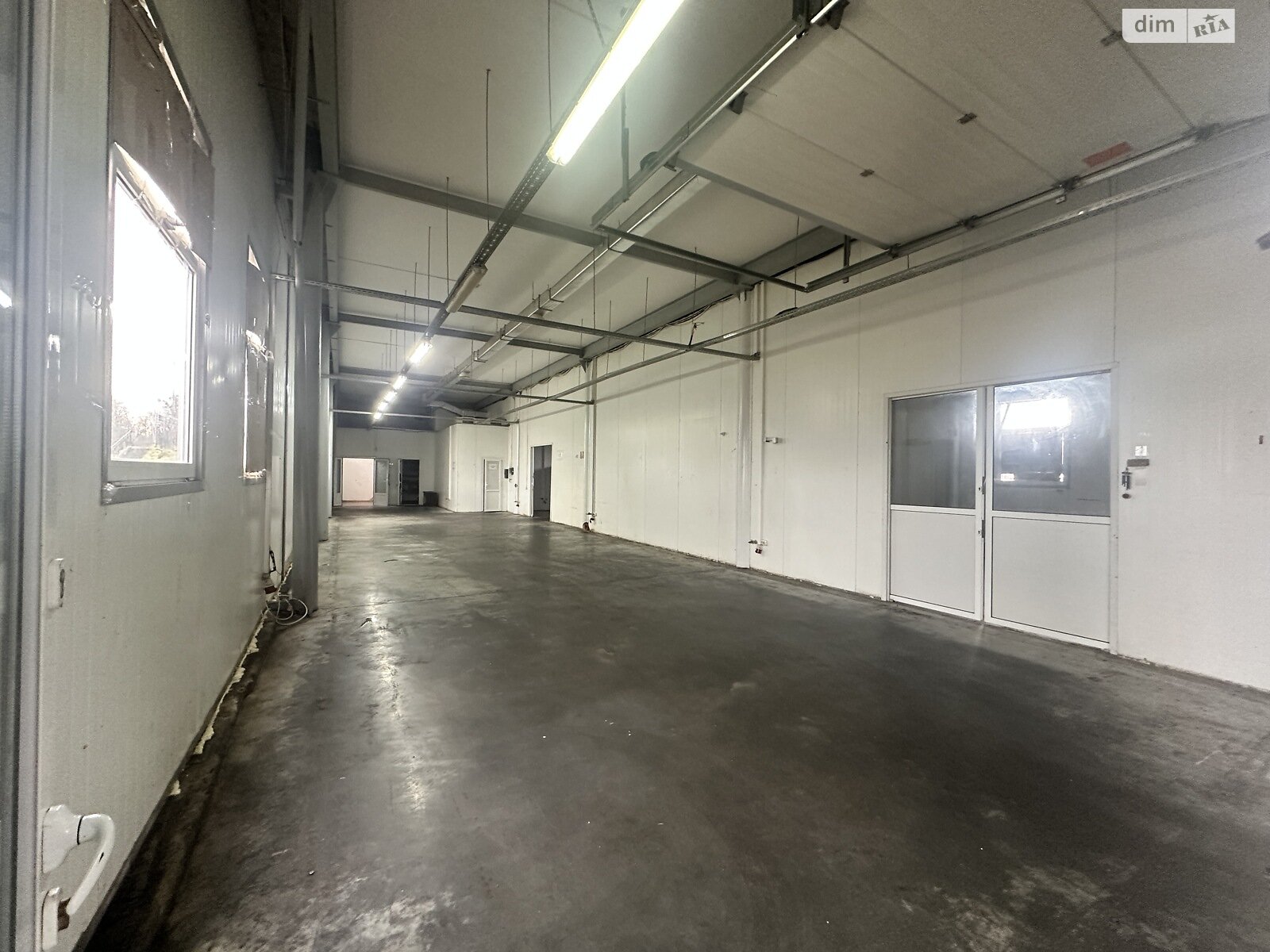 Коммерческое помещение в Подберезцах, Галицкая улица, цена: продажи 390 000 долларов за объект фото 1 Коммерческое помещение в Подберезцах, Галицкая улица, цена продажи: 390 000 долларов за объект фото 1