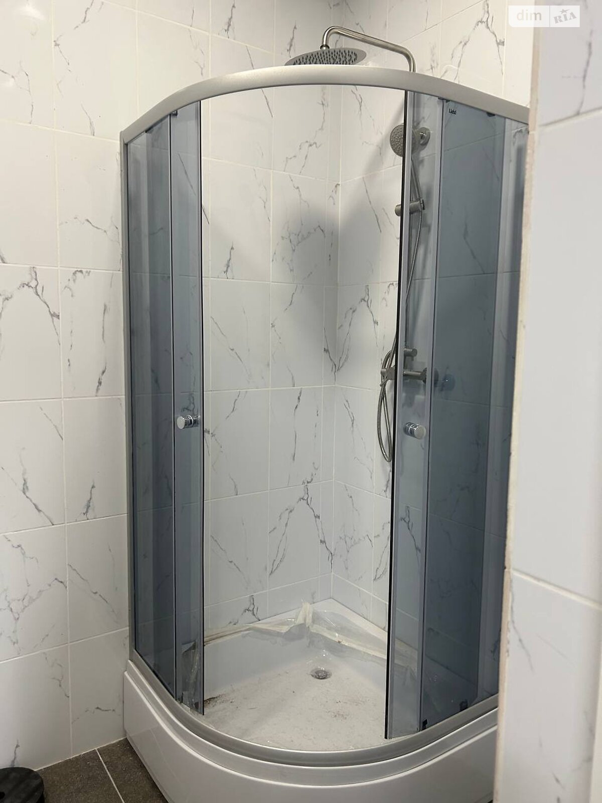 Комерційне приміщення в Погребах, вулиця Лісова, ціна продажу: 11 000 000 доларів за об’єкт фото 1 Комерційне приміщення в Погребах, вулиця Лісова, ціна продажу: 11 000 000 доларів за об’єкт фото 1
