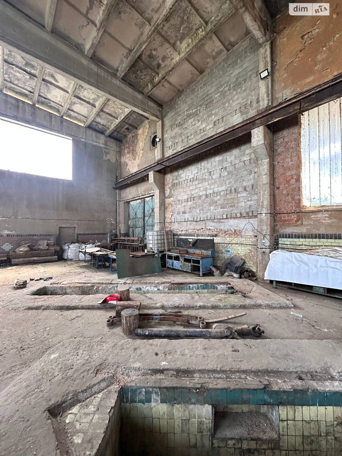 Коммерческое помещение в Полонном, продажа по ул. Витковского, район Полонное, цена: 200 000 долларов за объект фото 1 Коммерческое помещение в Полонном, продажа по ул. Витковского, район Полонное, цена: 200 000 долларов за объект фото 1
