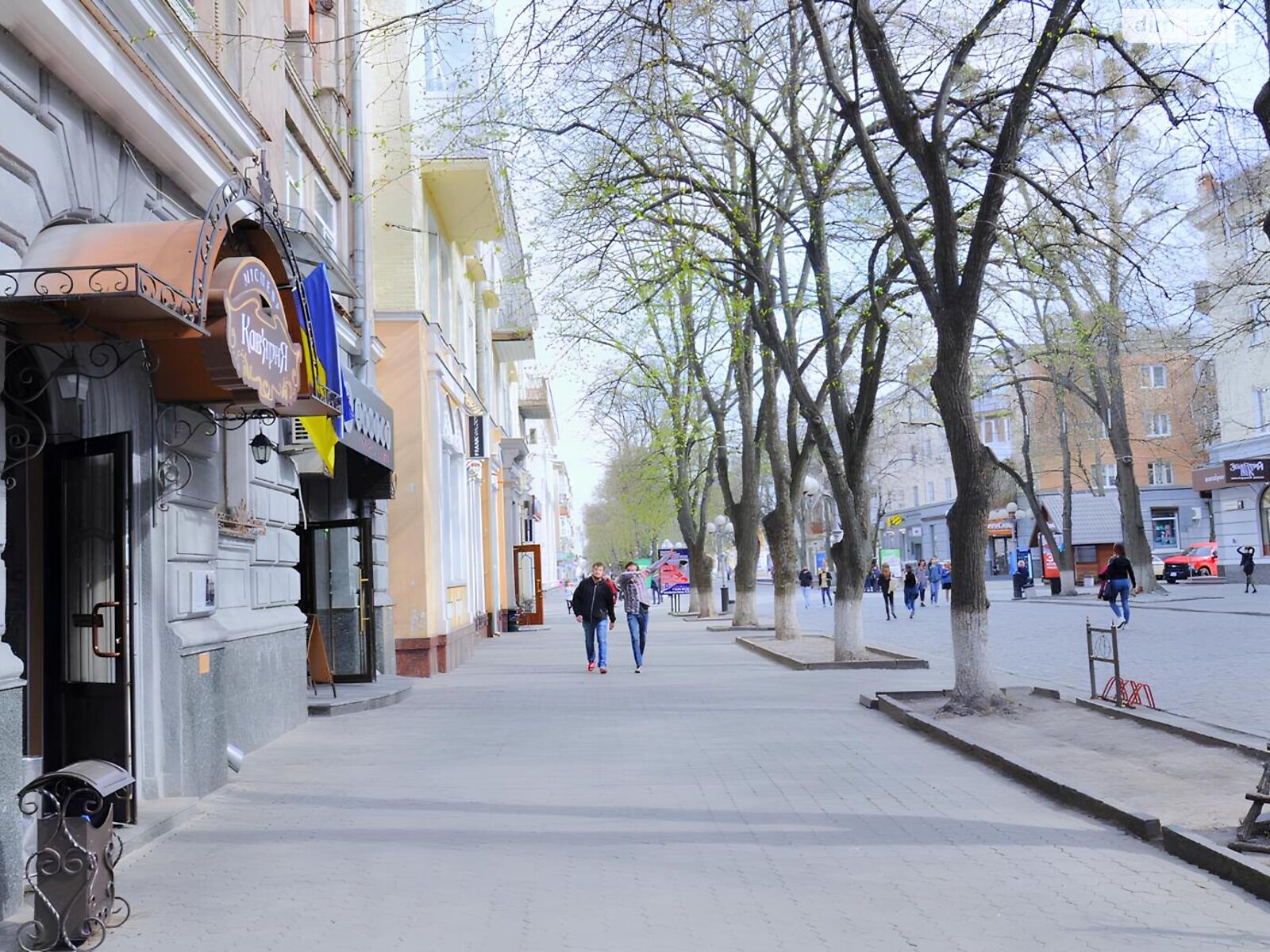 Коммерческое помещение в Полтаве, продажа по Соборности (Октябрьская) улица, район Центр, цена: 2 160 000 долларов за объект фото 1 Коммерческое помещение в Полтаве, продажа по Соборности (Октябрьская) улица, район Центр, цена: 2 160 000 долларов за объект фото 1