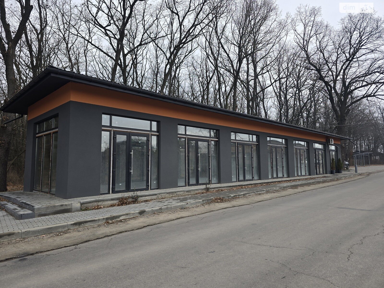 Коммерческое помещение в Прибужскому, Андрея Шептицкого улица, цена: продажи 42 000 долларов за объект фото 1 Коммерческое помещение в Прибужскому, Андрея Шептицкого улица, цена продажи: 42 000 долларов за объект фото 1