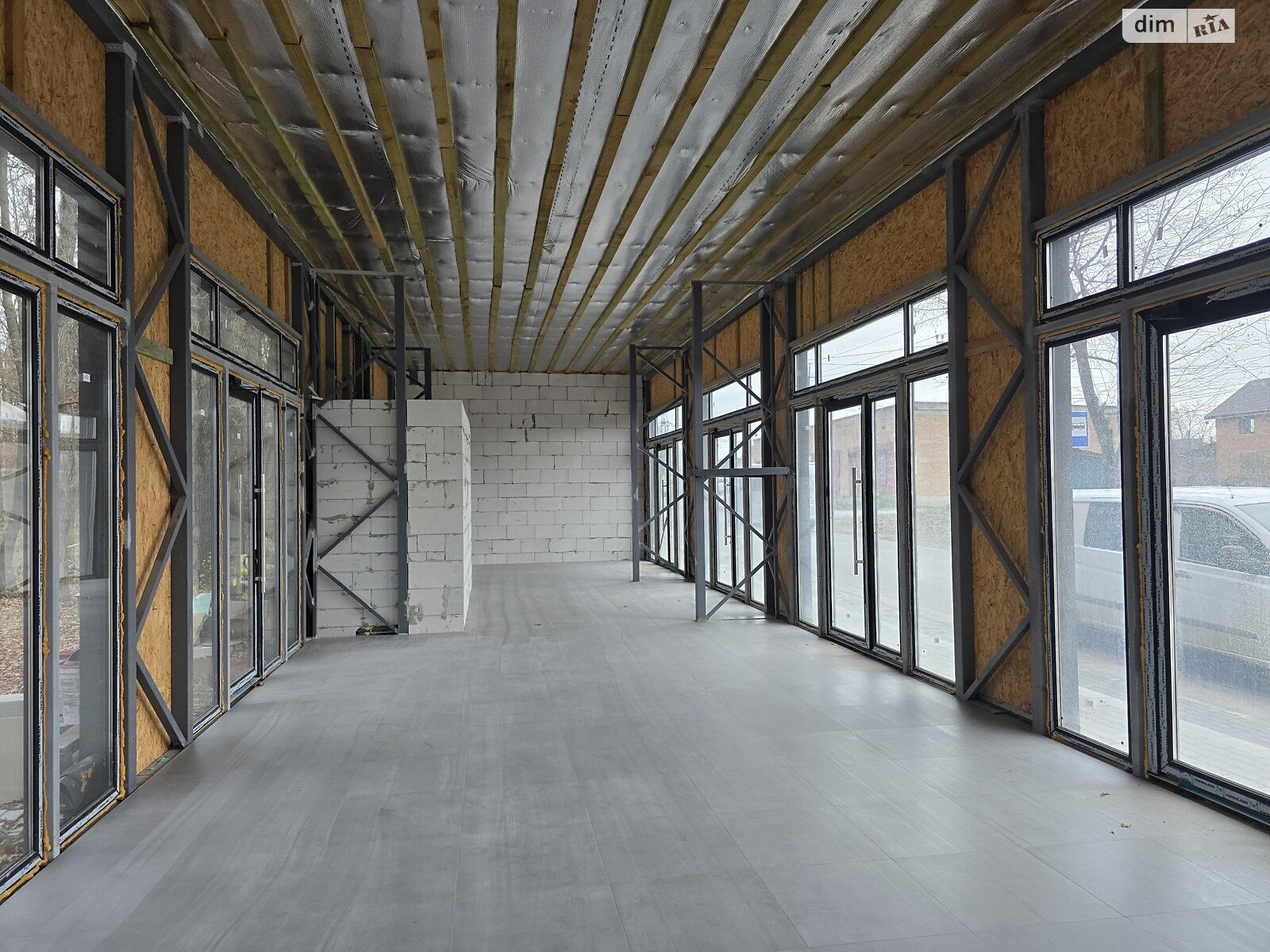 Коммерческое помещение в Прибужскому, Главная улица, цена продажи: 210 000 долларов за объект фото 1