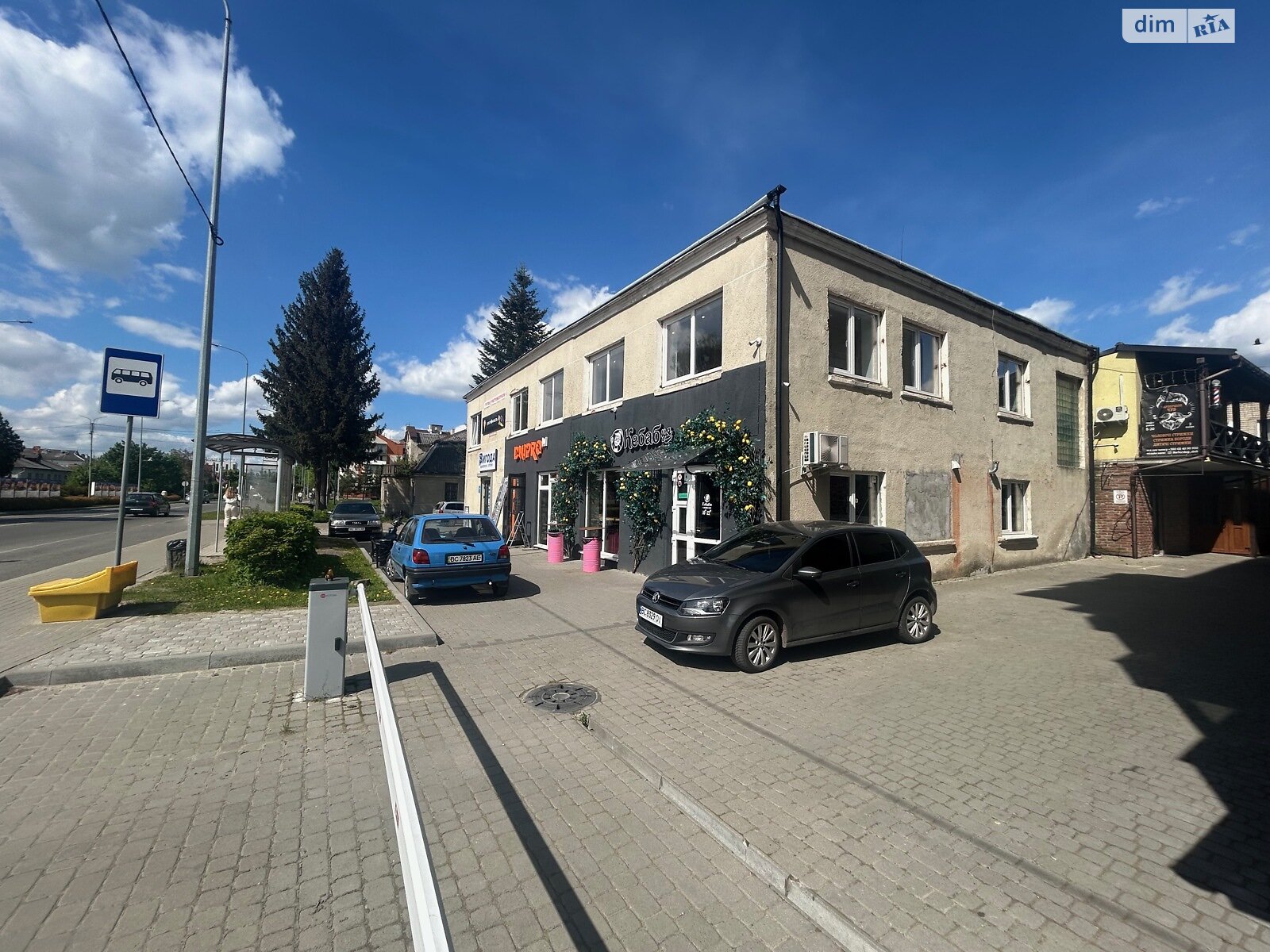 Коммерческое помещение в Пустомытах, Грушевского улица 56, цена: продажи 89 000 долларов за объект фото 1 Коммерческое помещение в Пустомытах, Грушевского улица 56, цена продажи: 89 000 долларов за объект фото 1