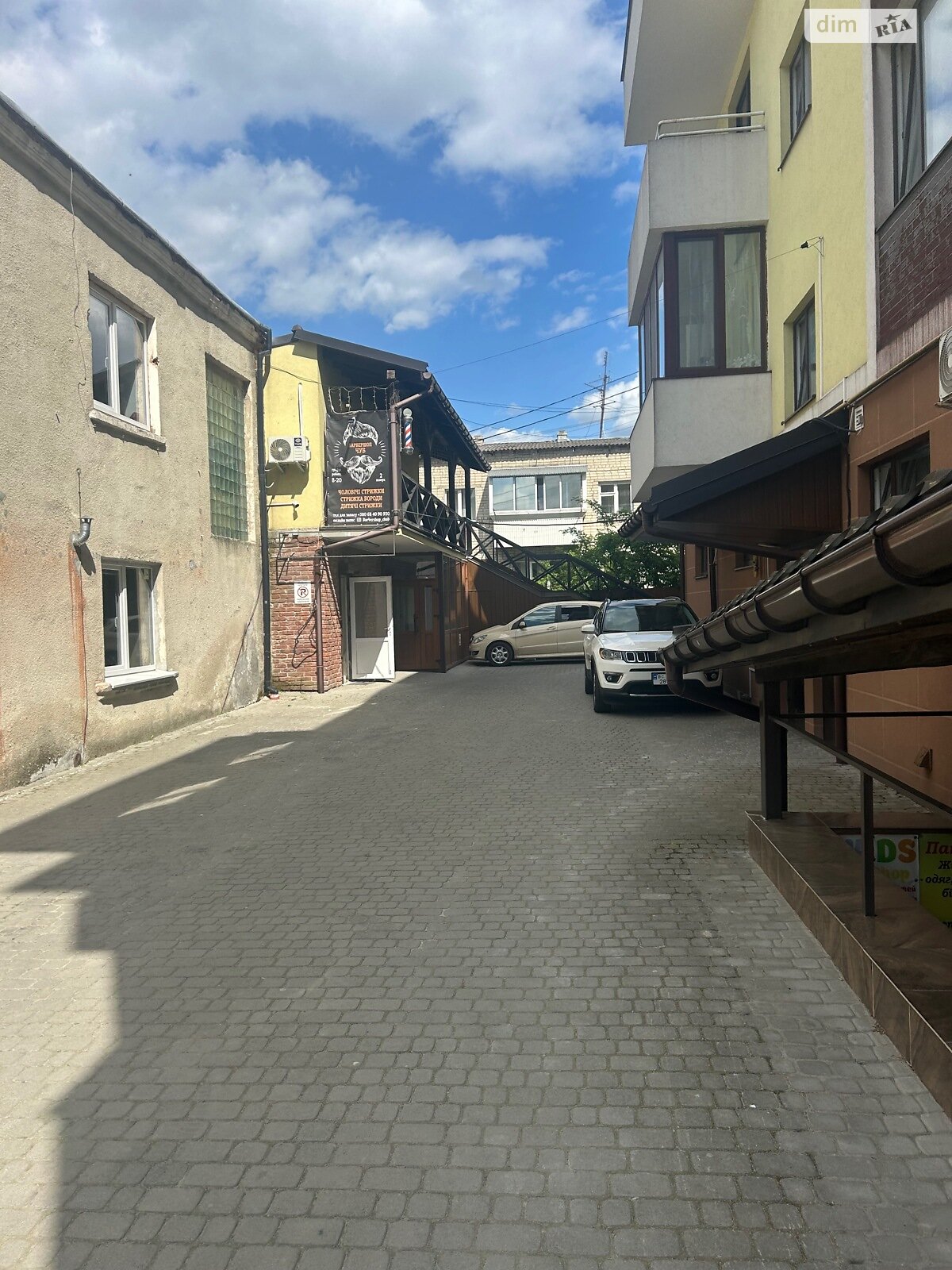 Коммерческое помещение в Пустомытах, Грушевского улица 56, цена: продажи 89 000 долларов за объект фото 1 Коммерческое помещение в Пустомытах, Грушевского улица 56, цена продажи: 89 000 долларов за объект фото 1