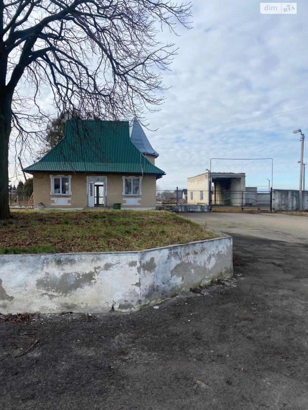 Коммерческое помещение в Ременове, Галицкая улица, цена: продажи 1 800 000 долларов за объект фото 1 Коммерческое помещение в Ременове, Галицкая улица, цена продажи: 1 800 000 долларов за объект фото 1