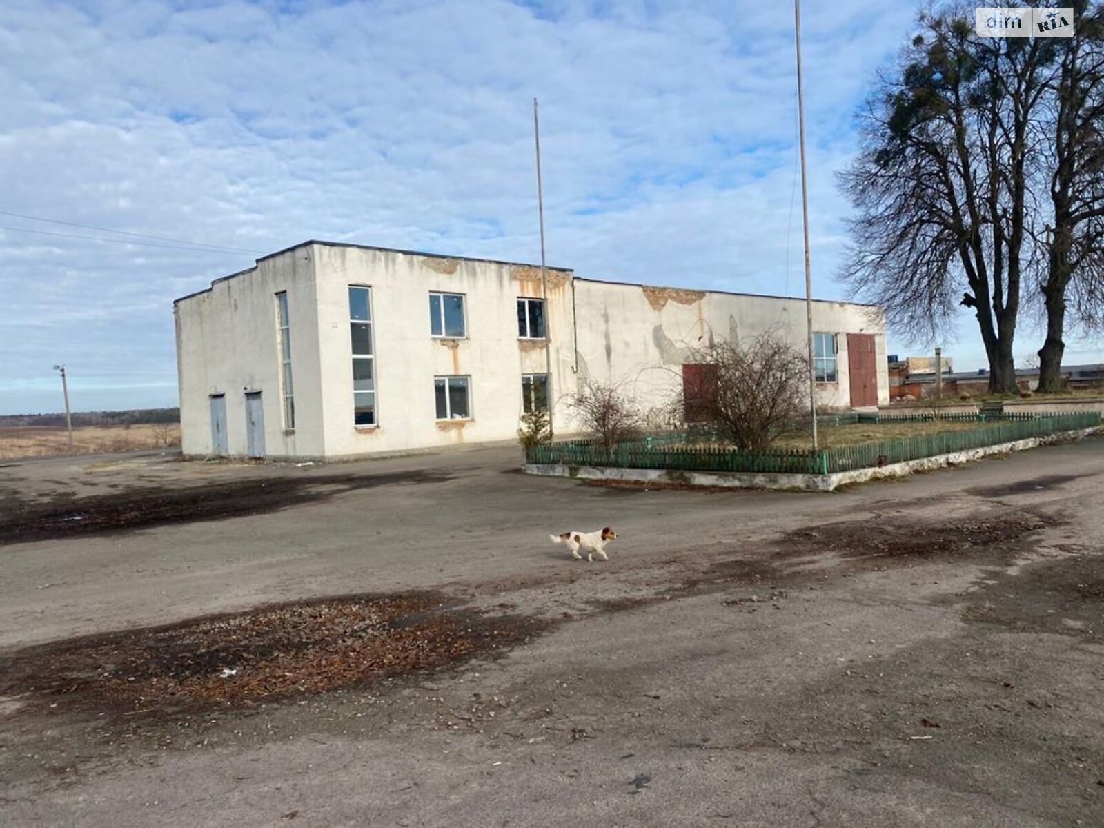 Коммерческое помещение в Ременове, Галицкая улица, цена: продажи 1 800 000 долларов за объект фото 1 Коммерческое помещение в Ременове, Галицкая улица, цена продажи: 1 800 000 долларов за объект фото 1