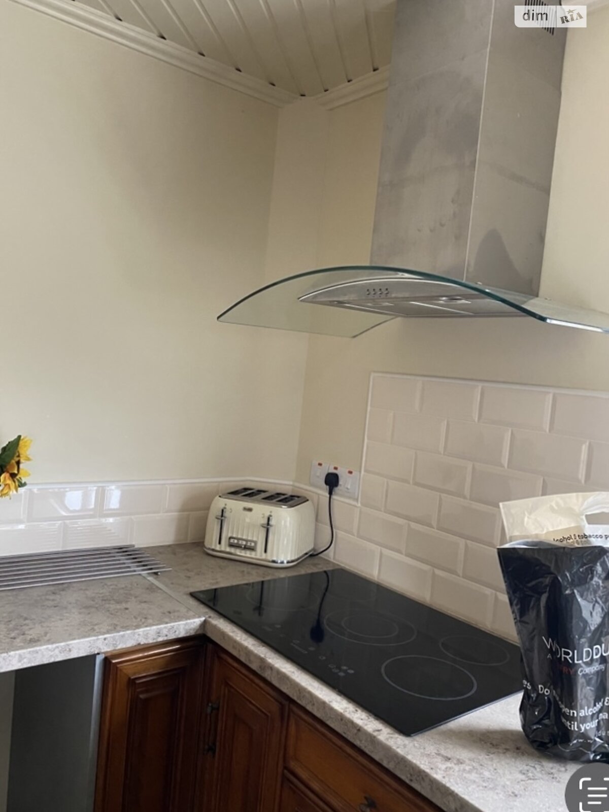 Коммерческое помещение в Рогани, Шевченко улица 68, цена продажи: 100 000 долларов за объект фото 1