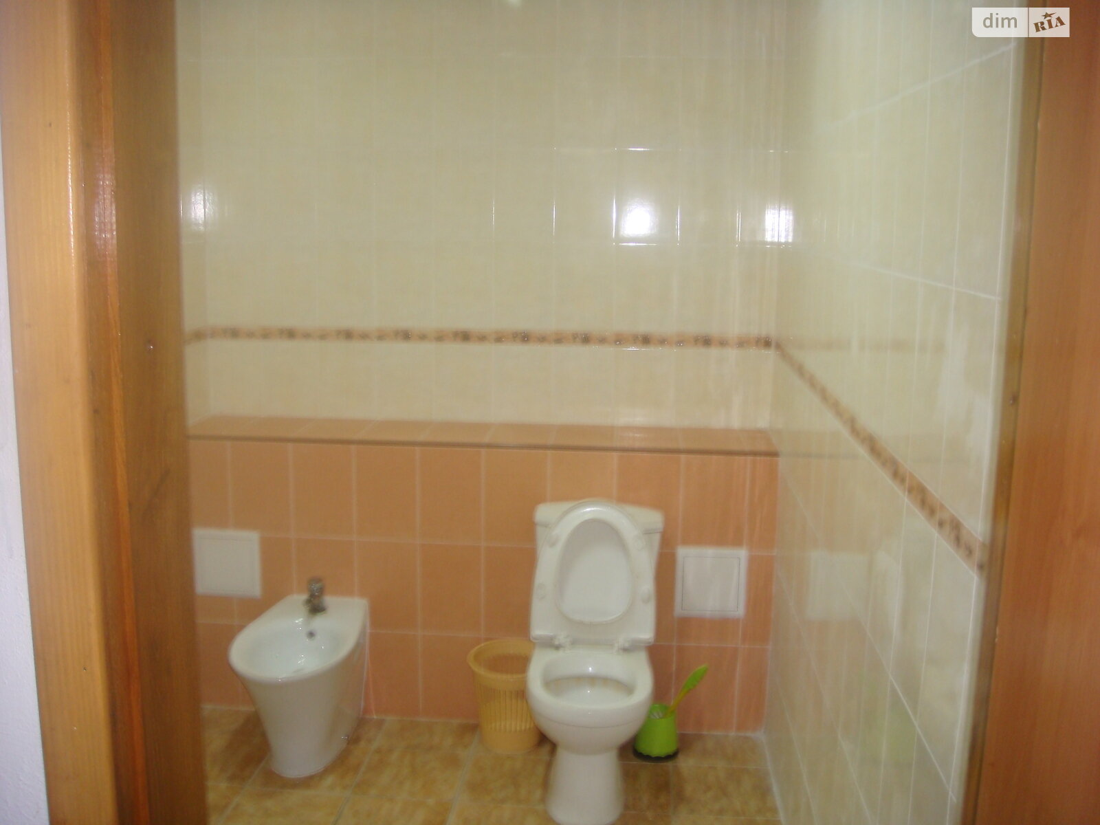 Коммерческое помещение в Рогани, Шевченко улица 68, цена продажи: 100 000 долларов за объект фото 1