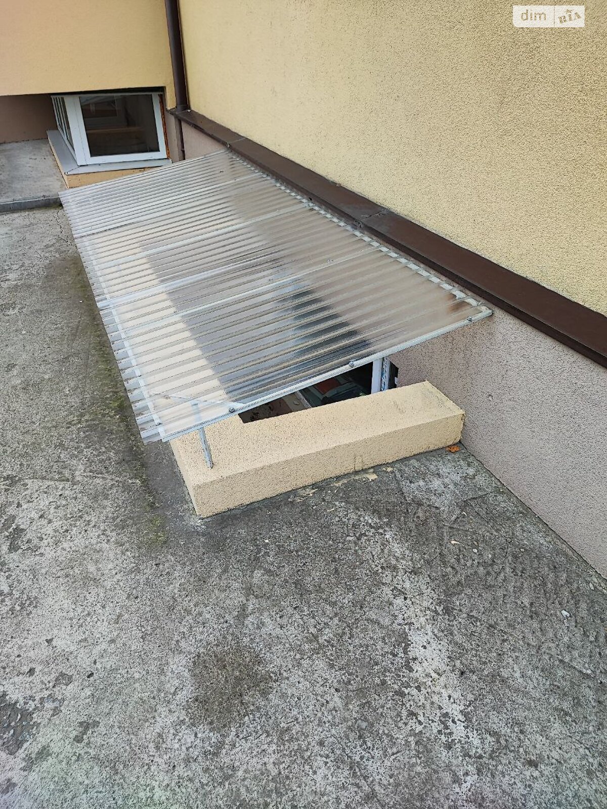 Комерційне приміщення в Рівному, продаж по Транспортна вулиця 16, район 12-школа, ціна: 18 000 доларів за об’єкт фото 1 Комерційне приміщення в Рівному, продаж по Транспортна вулиця 16, район 12-школа, ціна: 18 000 доларів за об’єкт фото 1