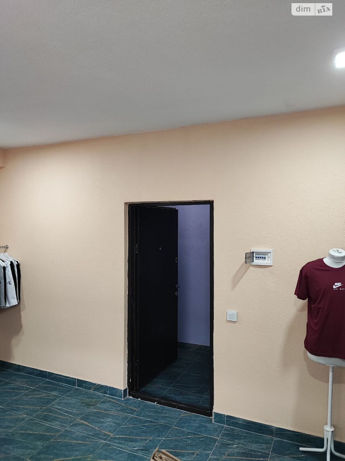 Комерційне приміщення в Рівному, продаж по Транспортна вулиця 16, район 12-школа, ціна: 18 000 доларів за об’єкт фото 1 Комерційне приміщення в Рівному, продаж по Транспортна вулиця 16, район 12-школа, ціна: 18 000 доларів за об’єкт фото 1