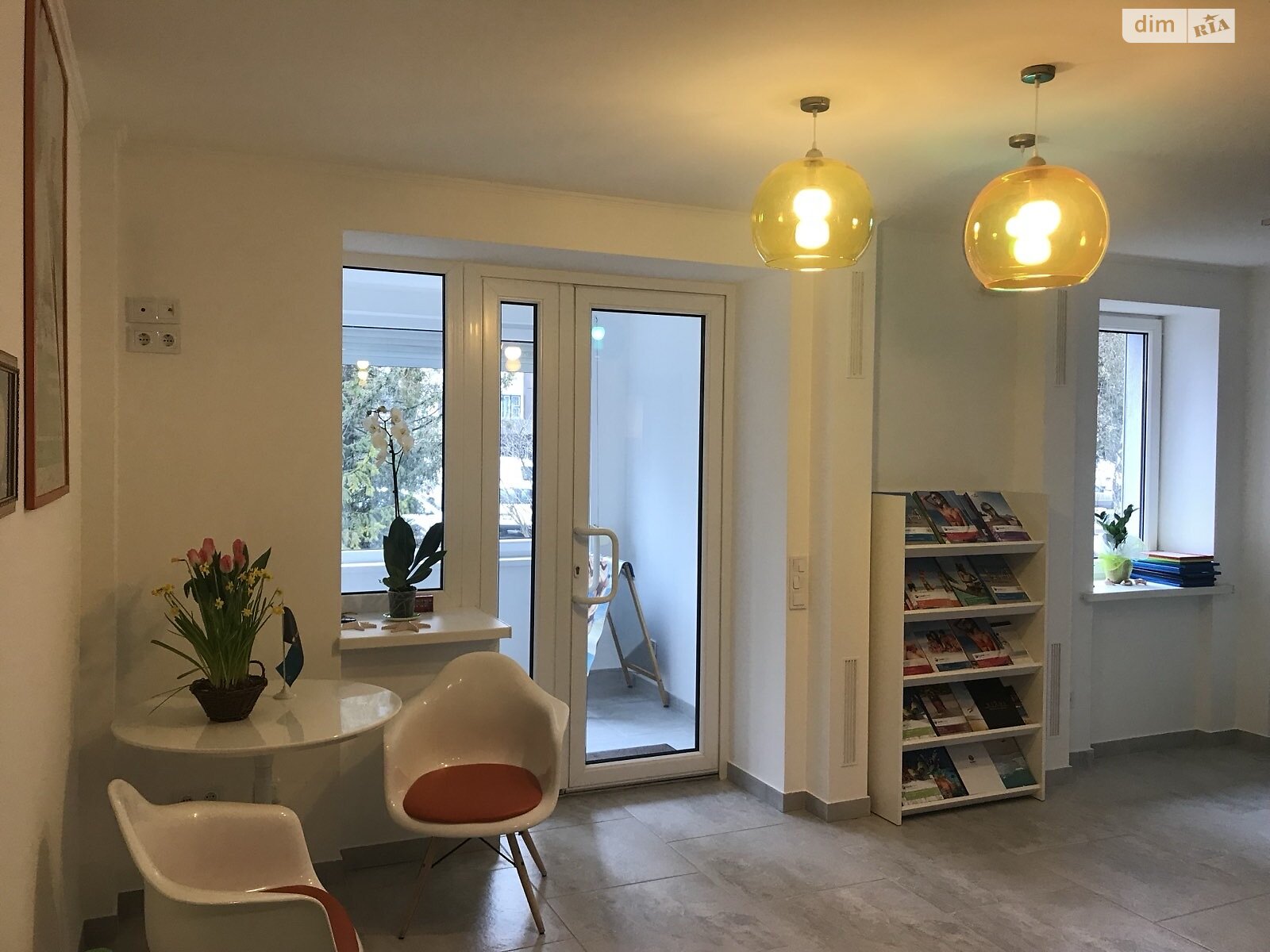 Комерційне приміщення в Рівному, продаж по Відінська вулиця 3, район 12-школа, ціна: 55 000 доларів за об’єкт фото 1