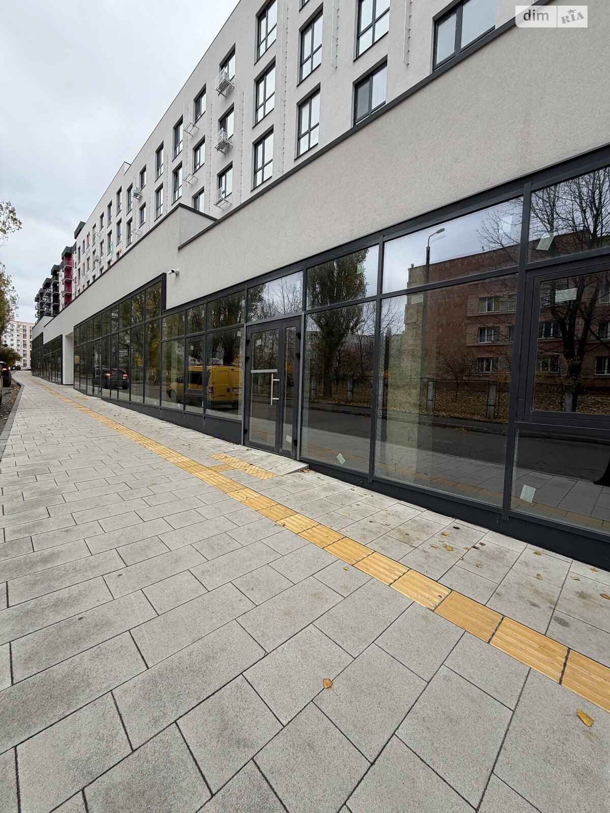 Коммерческое помещение в Ровно, продажа по Королева улица 9А, район Авторынок, цена: 190 000 долларов за объект фото 1