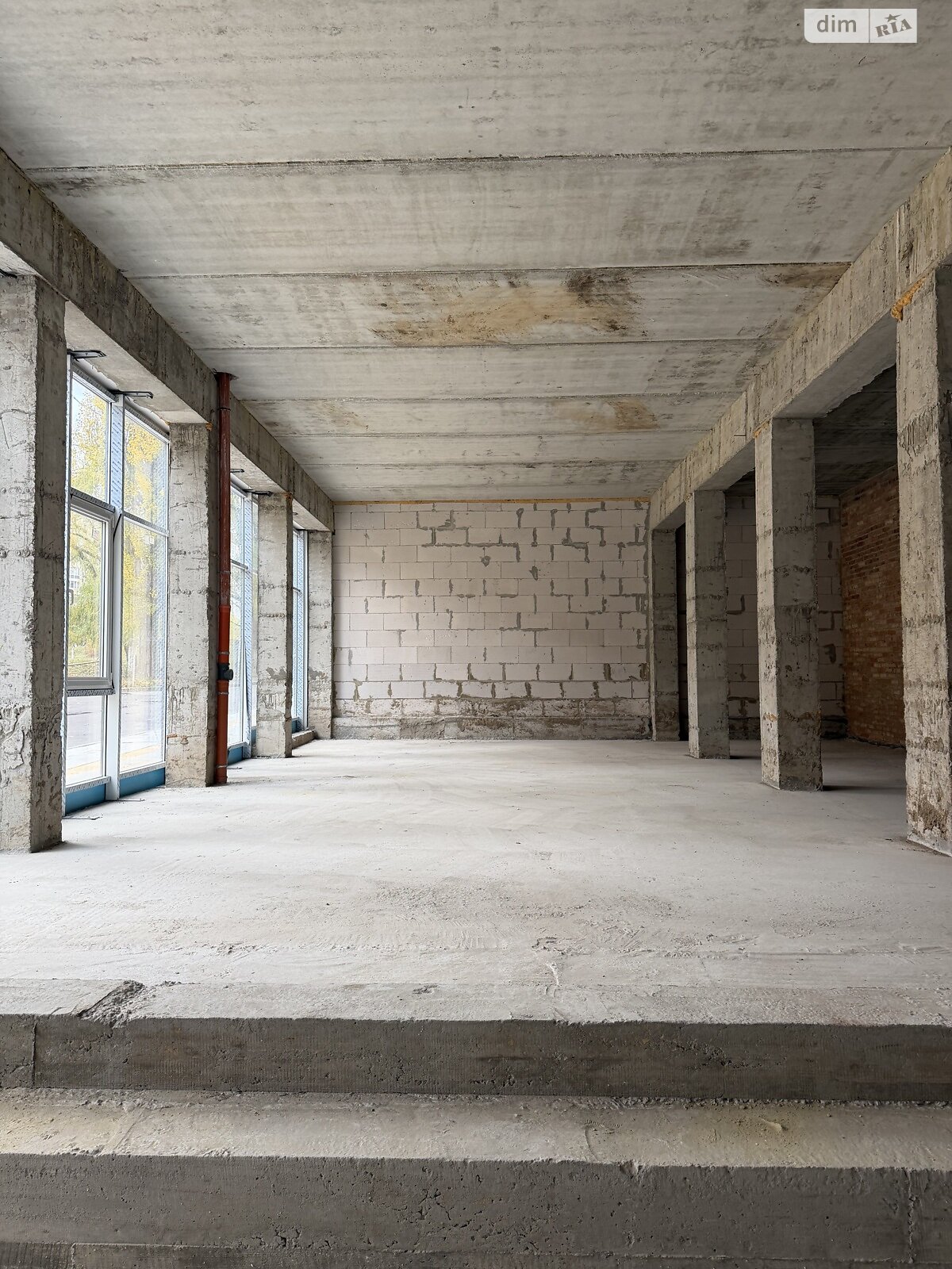 Коммерческое помещение в Ровно, продажа по Королева улица 9А, район Авторынок, цена: 190 000 долларов за объект фото 1