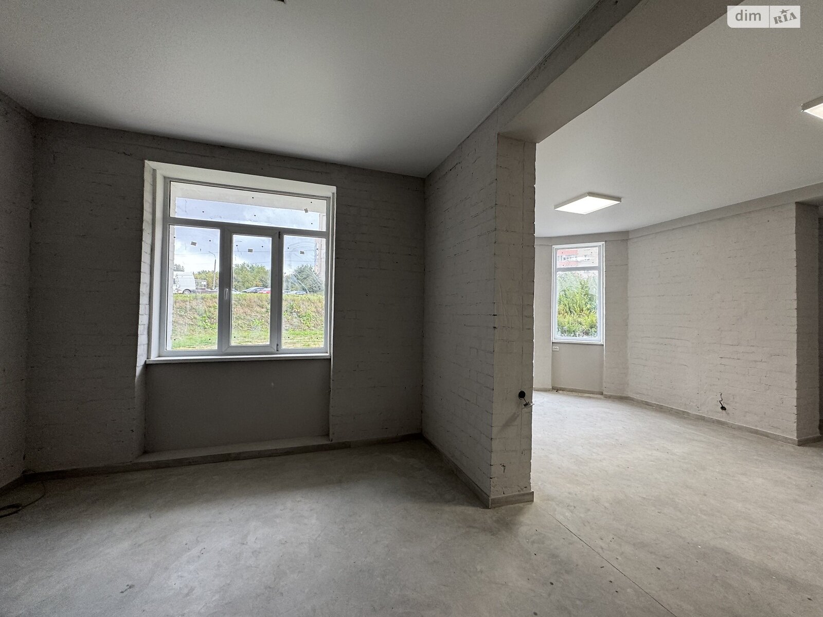 Коммерческое помещение в Ровно, продажа по Соборная улица 283, район Авторынок, цена: 64 000 долларов за объект фото 1 Коммерческое помещение в Ровно, продажа по Соборная улица 283, район Авторынок, цена: 64 000 долларов за объект фото 1